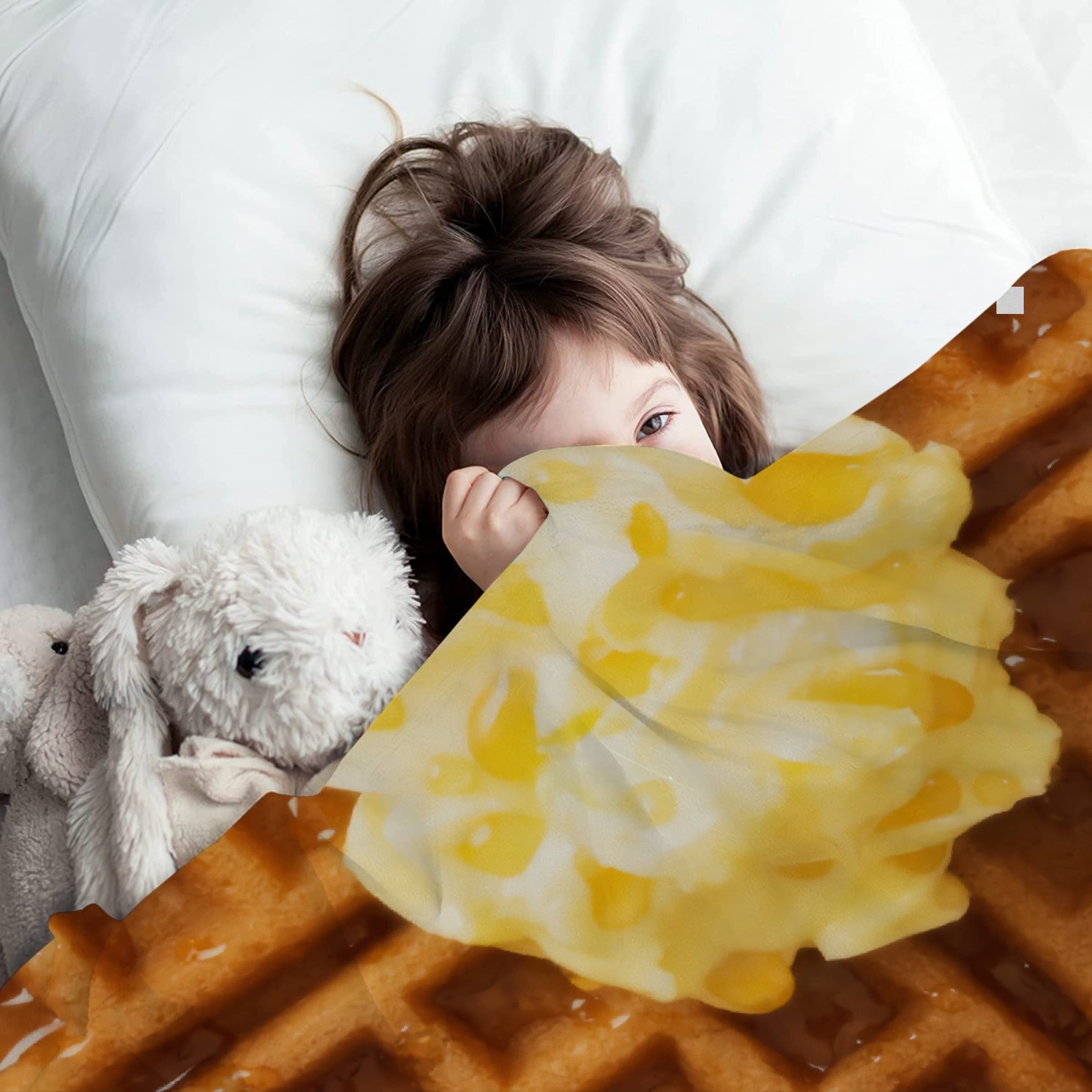 Soft & Comfortable Waffle Pattern Flannel Throw Blanket - Funny Food Texture Novelty Gift for Kids & Adults - 40