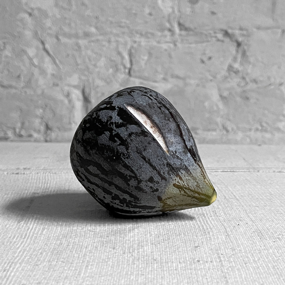 Premium Carrara Marble Black Figurine - Elegant Home Decor for Living Room, Office & Gift Giving