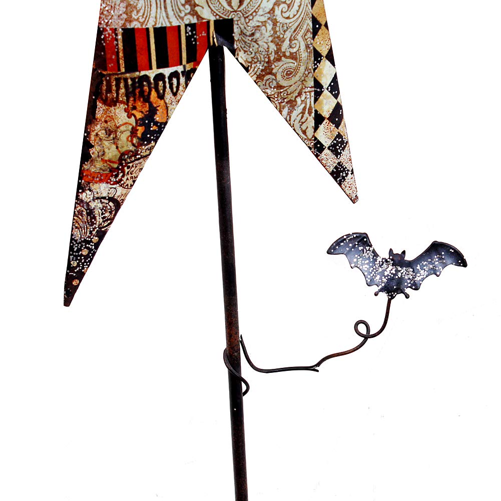 Rustic Metal Halloween Star Stake with Bats - Outdoor Yard Decor for Halloween, Fall, and Harvest Season - Perfect for Pathway, Garden, and Porch Decorations