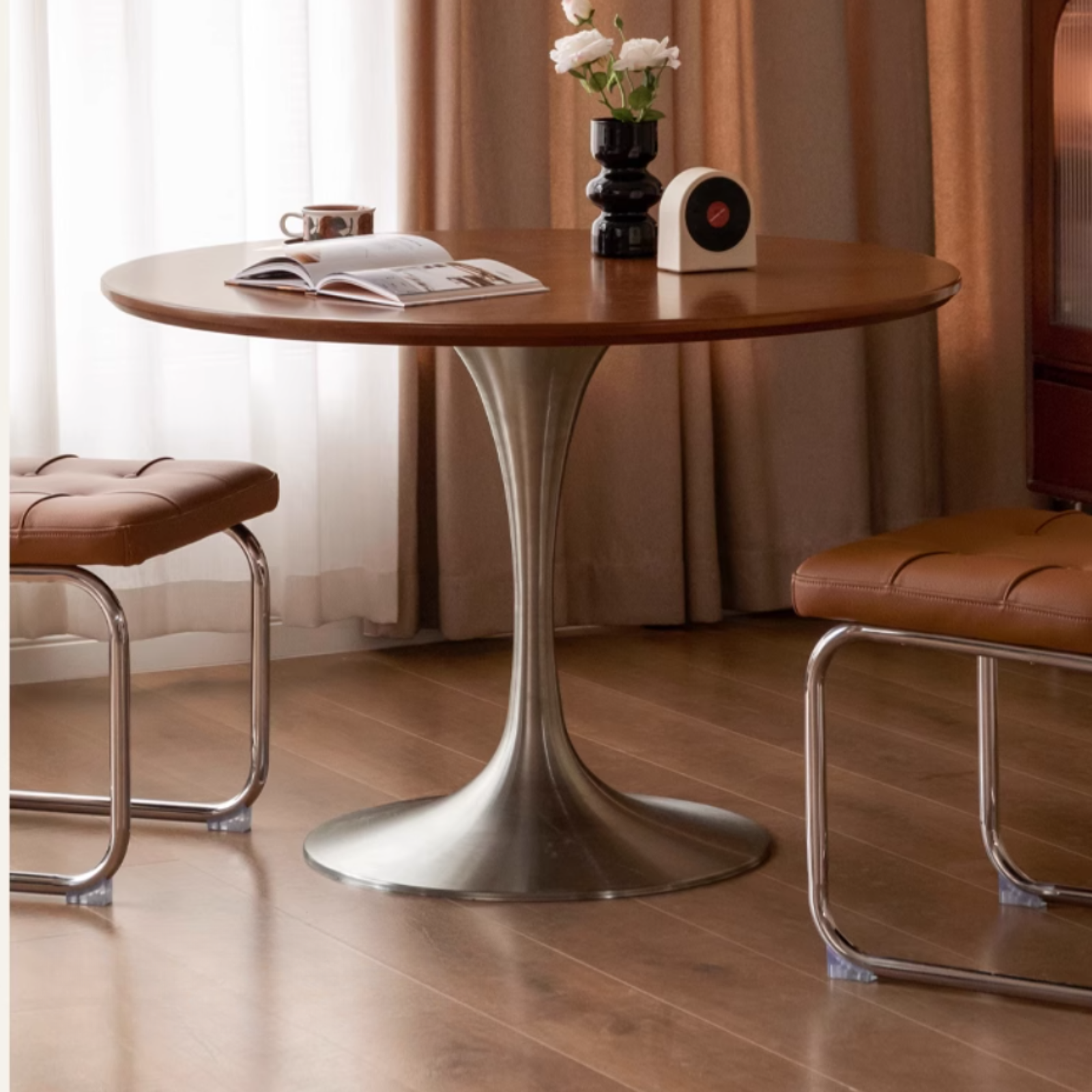 Vintage Round Bauhaus Tea Table - Solid Poplar Wood Coffee Table for Living Room, Lounge & Office - Mid-Century Modern Home Decor Furniture