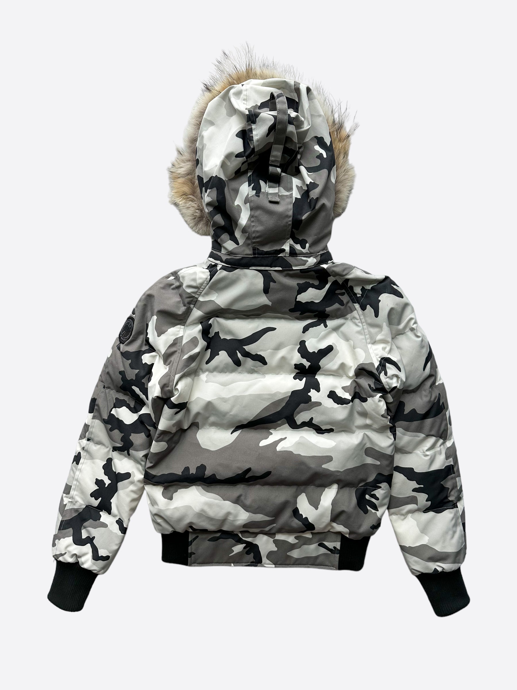 Canada Goose Snow Camo Savona Black Label Women's Winter Jacket - Waterproof, Windproof & Warm Parka for Cold Weather - Perfect for Skiing, Snowboarding & Outdoor Adventures