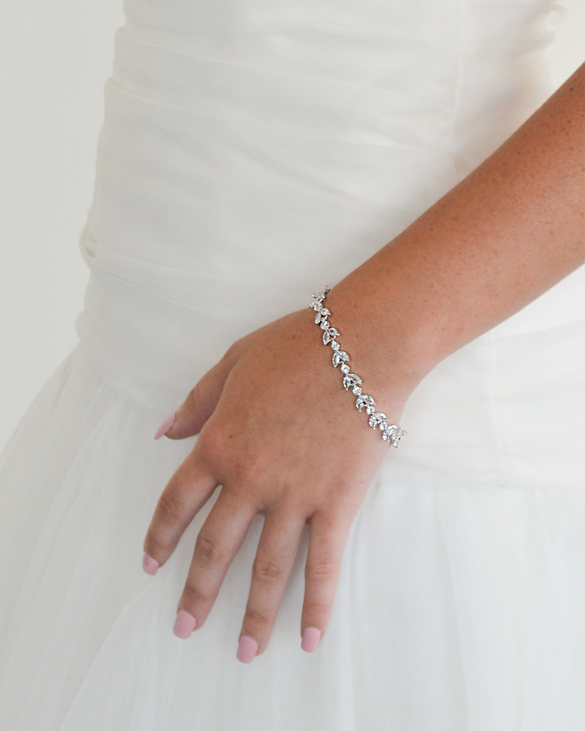 Elegant Sydney CZ Bracelet for Women - Sparkling Cubic Zirconia Jewelry Gift for Parties & Special Occasions