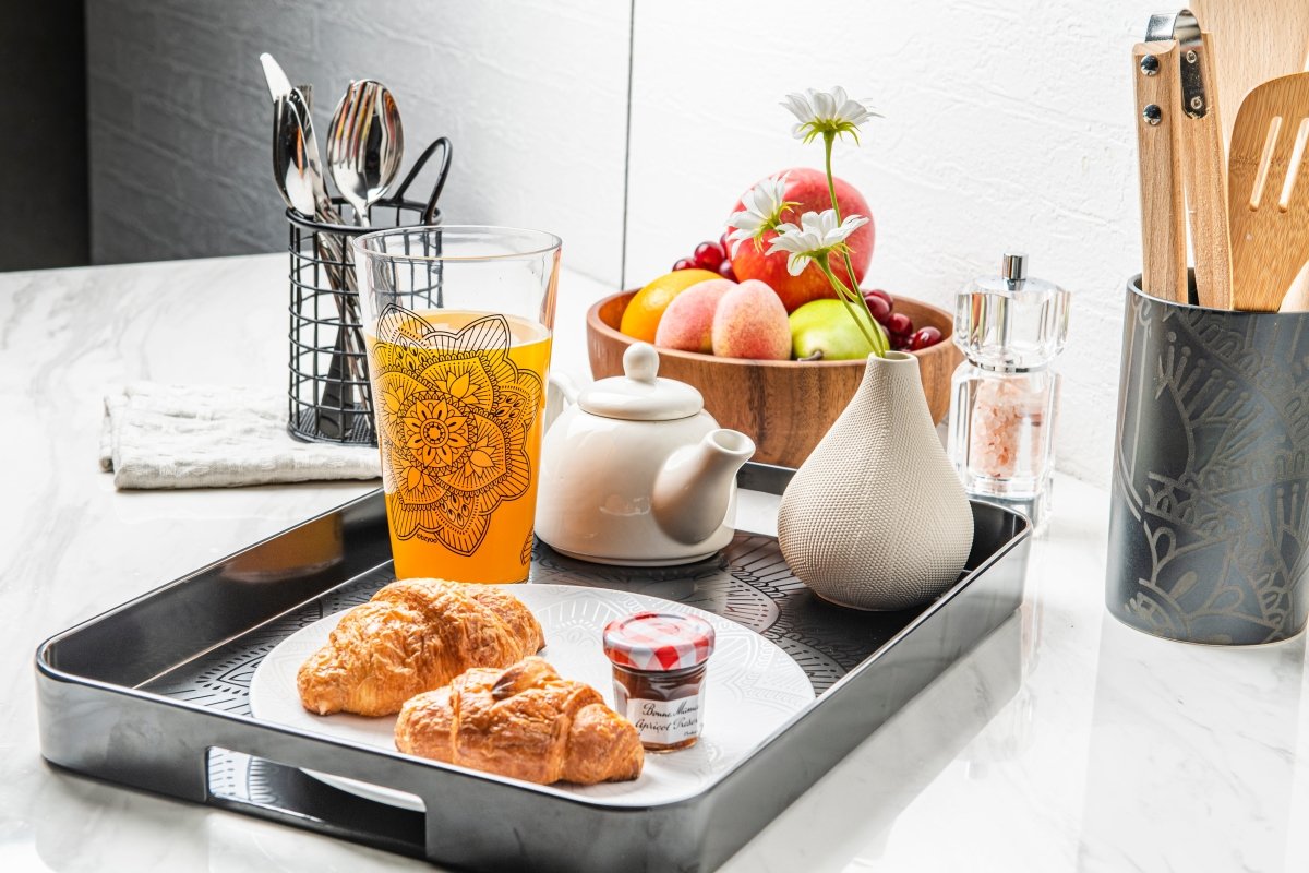 La La Mandala Black Melamine Gallery Tray 11.5 x 16 Inches - Elegant Serving Tray for Home Decor, Dining, and Entertaining