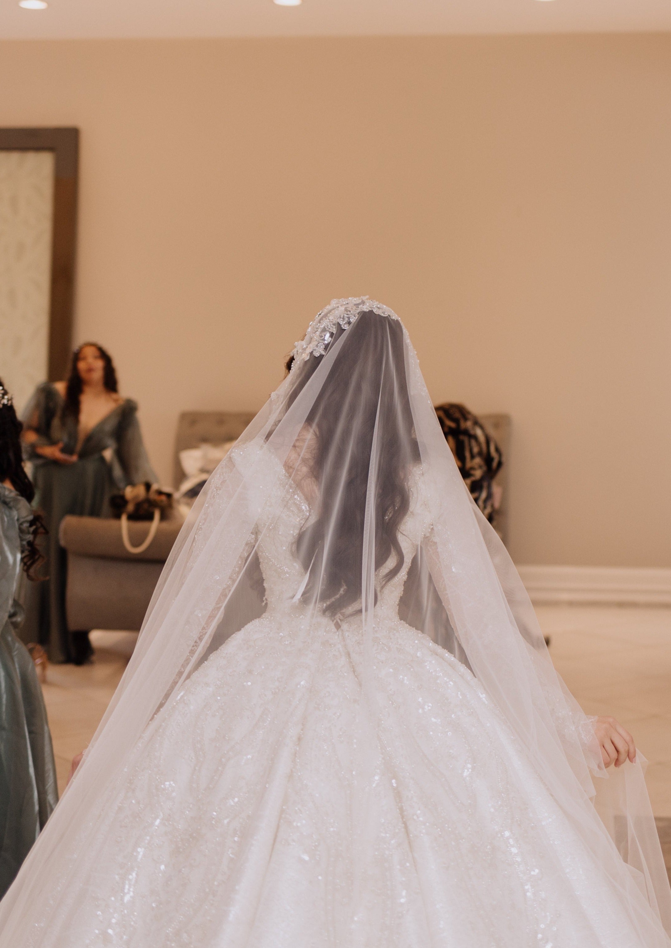 Custom Made Luxury Wedding Dress - Vintage & Pre Loved Bridal Gown (Amal Style) | Perfect for Second Weddings, Vow Renewals & Sustainable Bridal Fashion