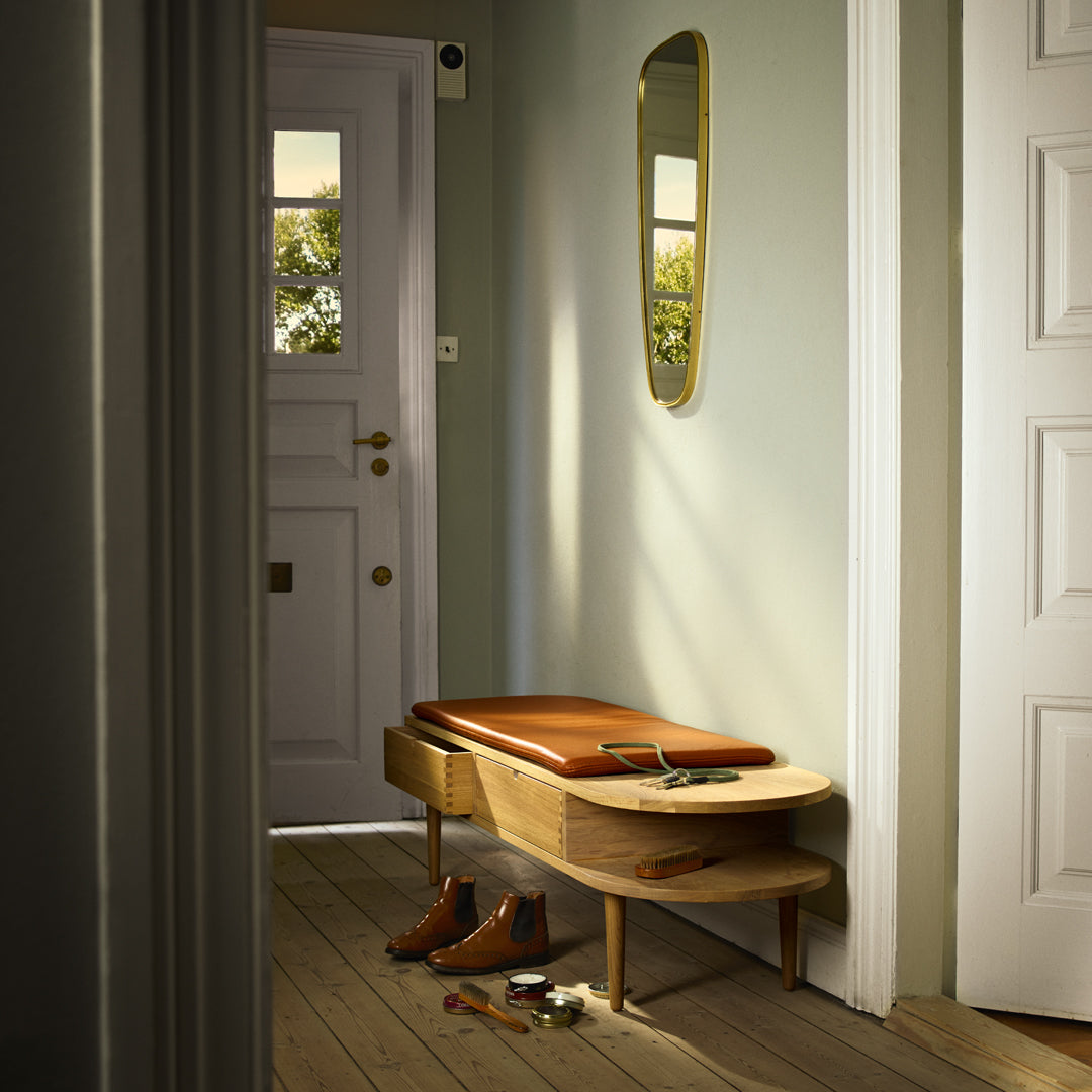 F24 Radius Bench - Modern Wooden Bench with Curved Design for Living Room, Bedroom, or Entryway - Perfect for Home Decor and Seating
