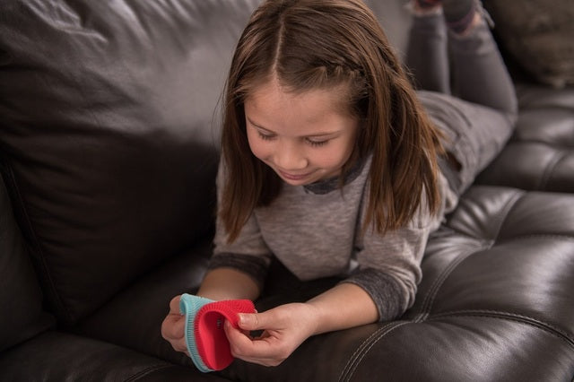 Innobaby Spike Fix It Fidget Play Toy - Sensory Stress Relief for Kids & Adults - Perfect for ADHD, Autism, Anxiety & Focus - Fun Desk, Car & Travel Companion