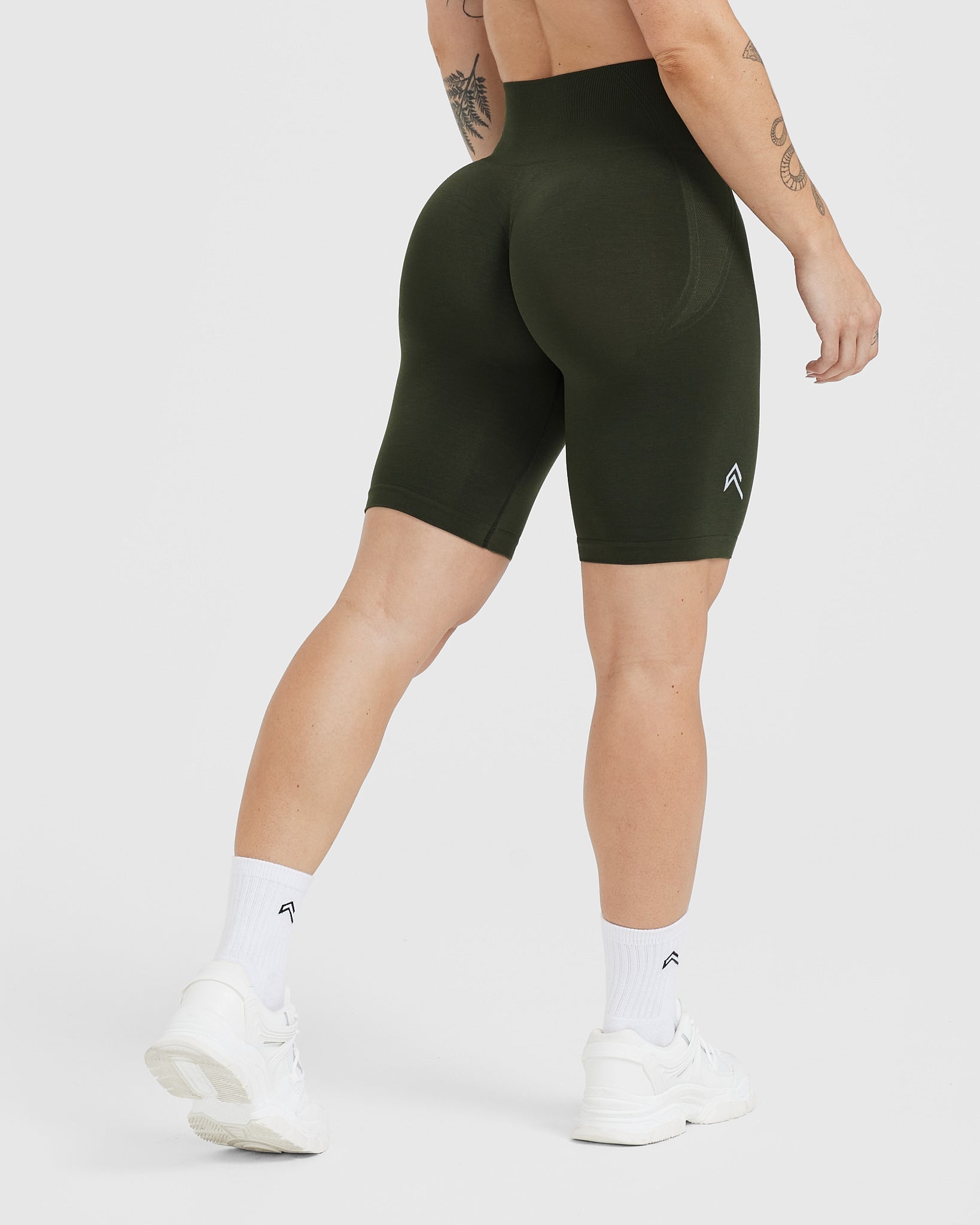 High-Performance Seamless Cycling Shorts for Women & Men - Breathable Khaki Bike Shorts for Road Cycling, Spinning & Outdoor Sports