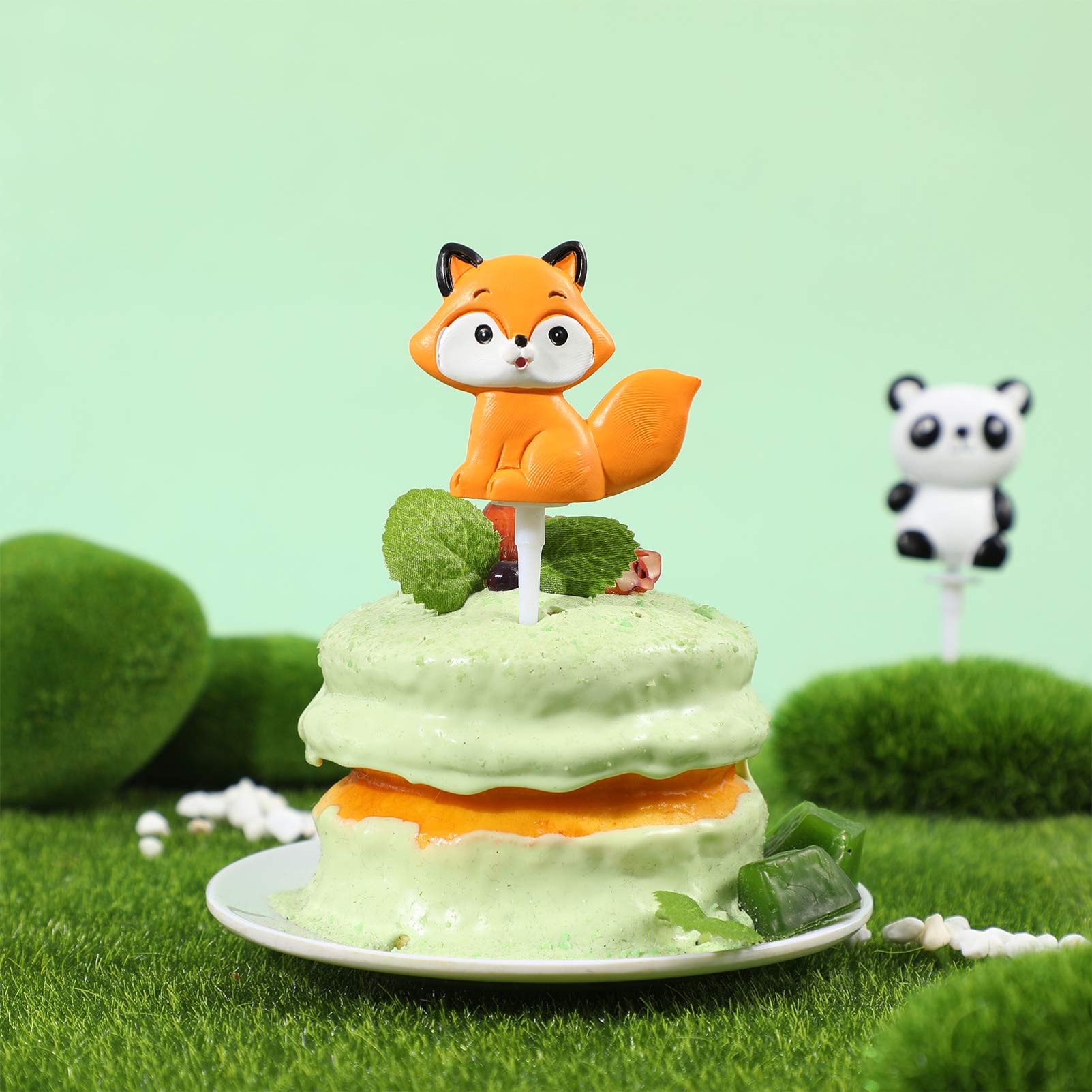 Jungle Animal Cake Toppers 5Pcs - Zoo Animal Cake Decorations for Birthday Party, Baby Shower & Jungle Theme Celebrations - Perfect for Cakes, Cupcakes & Desserts