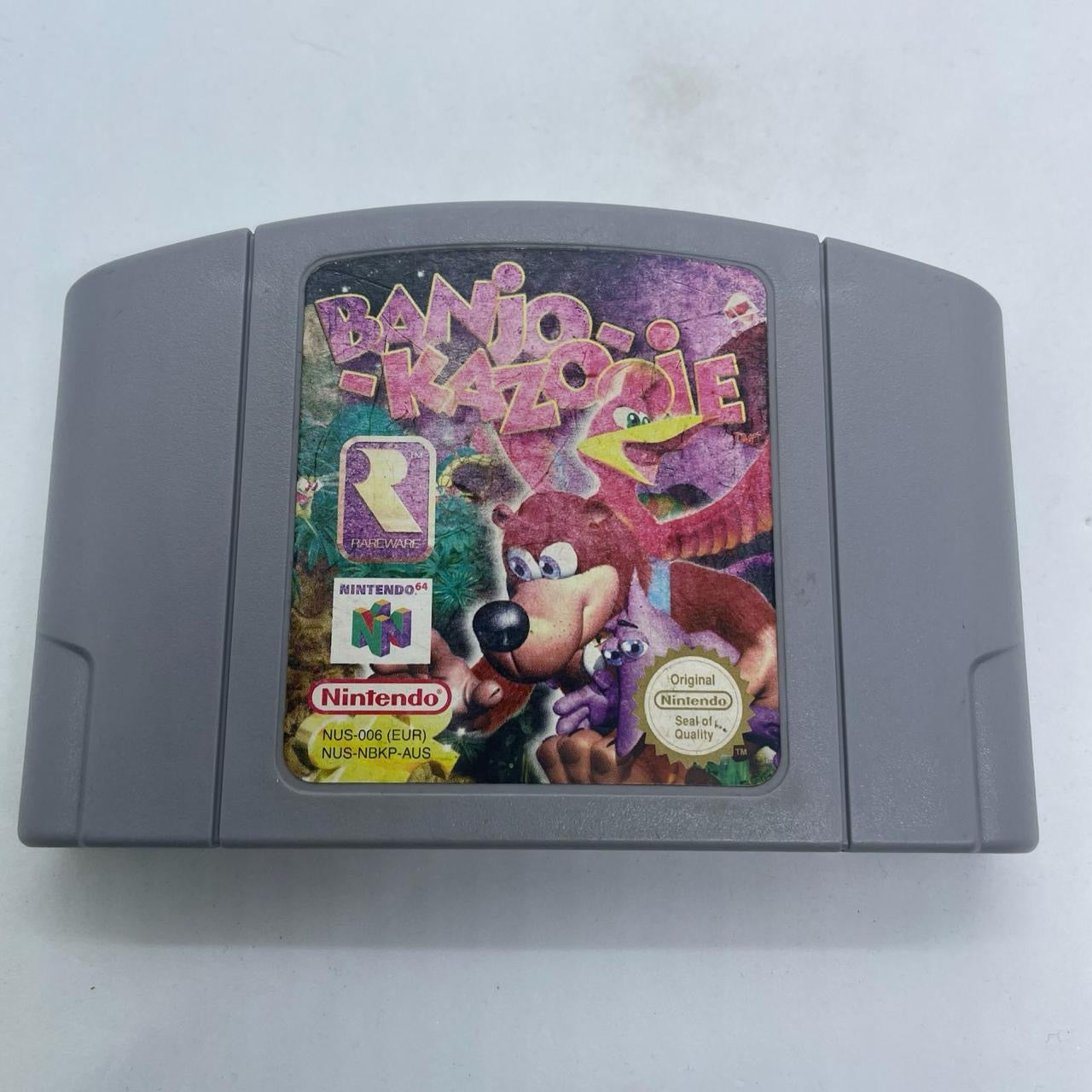 Original Banjo-Kazooie Nintendo 64 (N64) Game Cartridge - PAL Version | Classic Platform Adventure Game for Retro Gaming & Collectors | Perfect for Nostalgic Play & Display