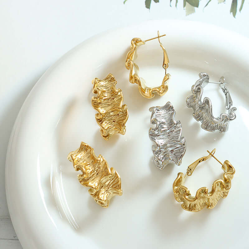 18K Gold Crinkle Huggie Hoop Earrings for Women | Trendy Everyday & Party Jewelry | F219