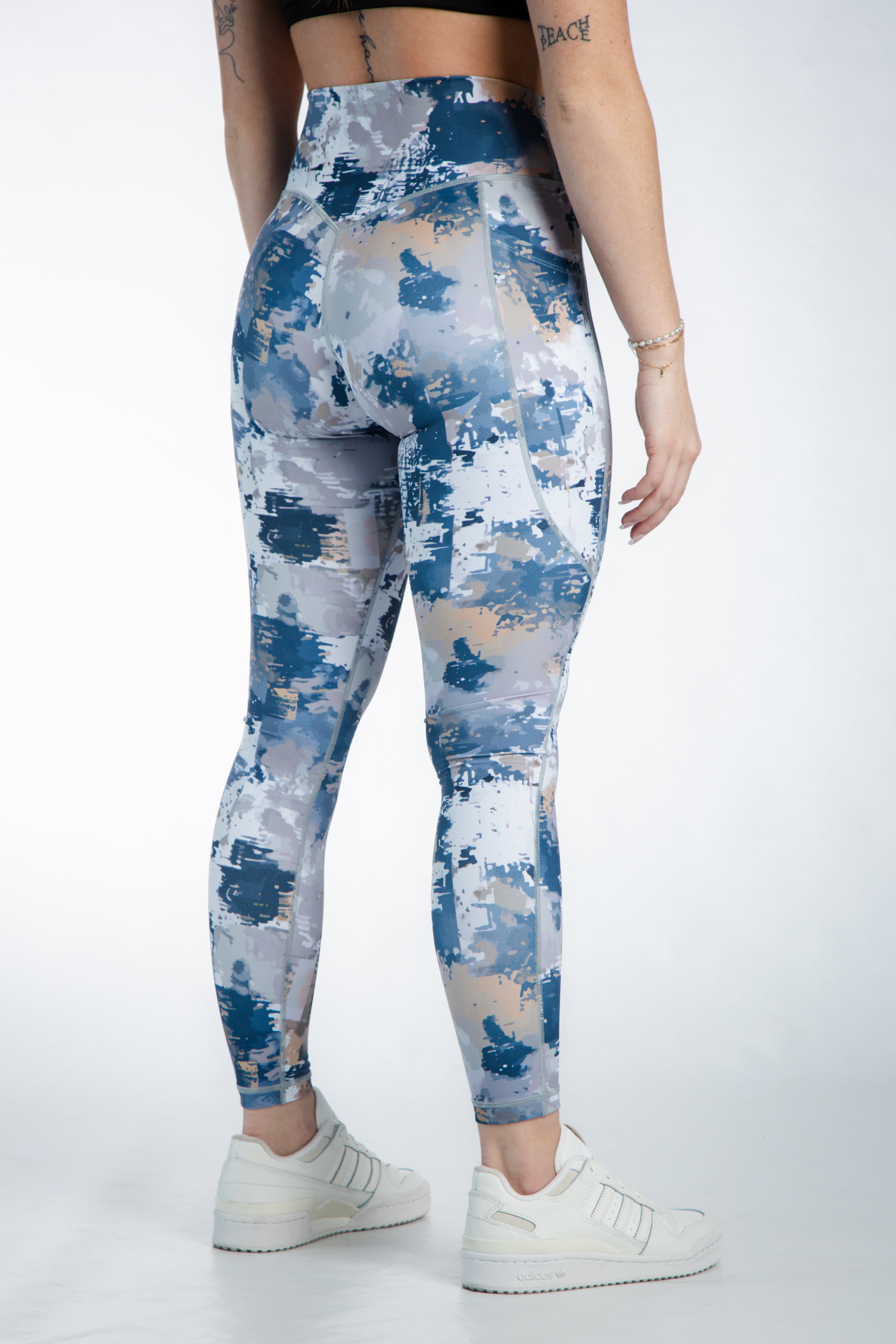Empowered High-Waisted Leggings with Pockets - Comfortable Yoga Pants for Women in Blue & Tan | Perfect for Workouts, Running, Yoga & Everyday Wear