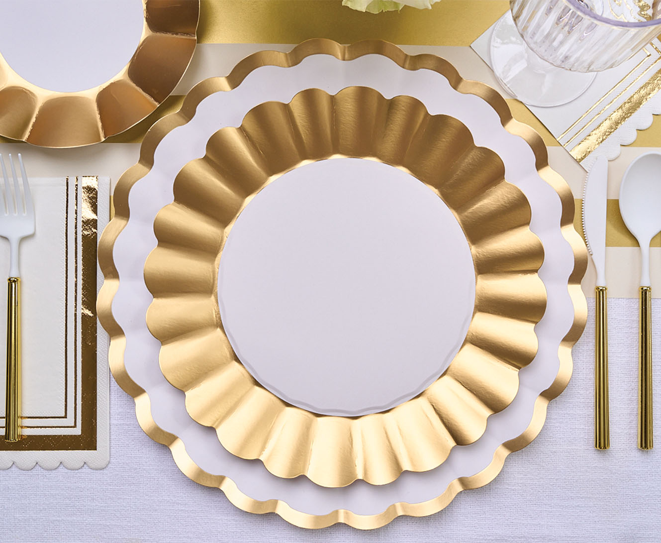 Premium Villa Flatware Set - 24-Piece Stainless Steel Cutlery with Elegant White & Gold Handles - Perfect for Fine Dining, Weddings, and Special Occasions