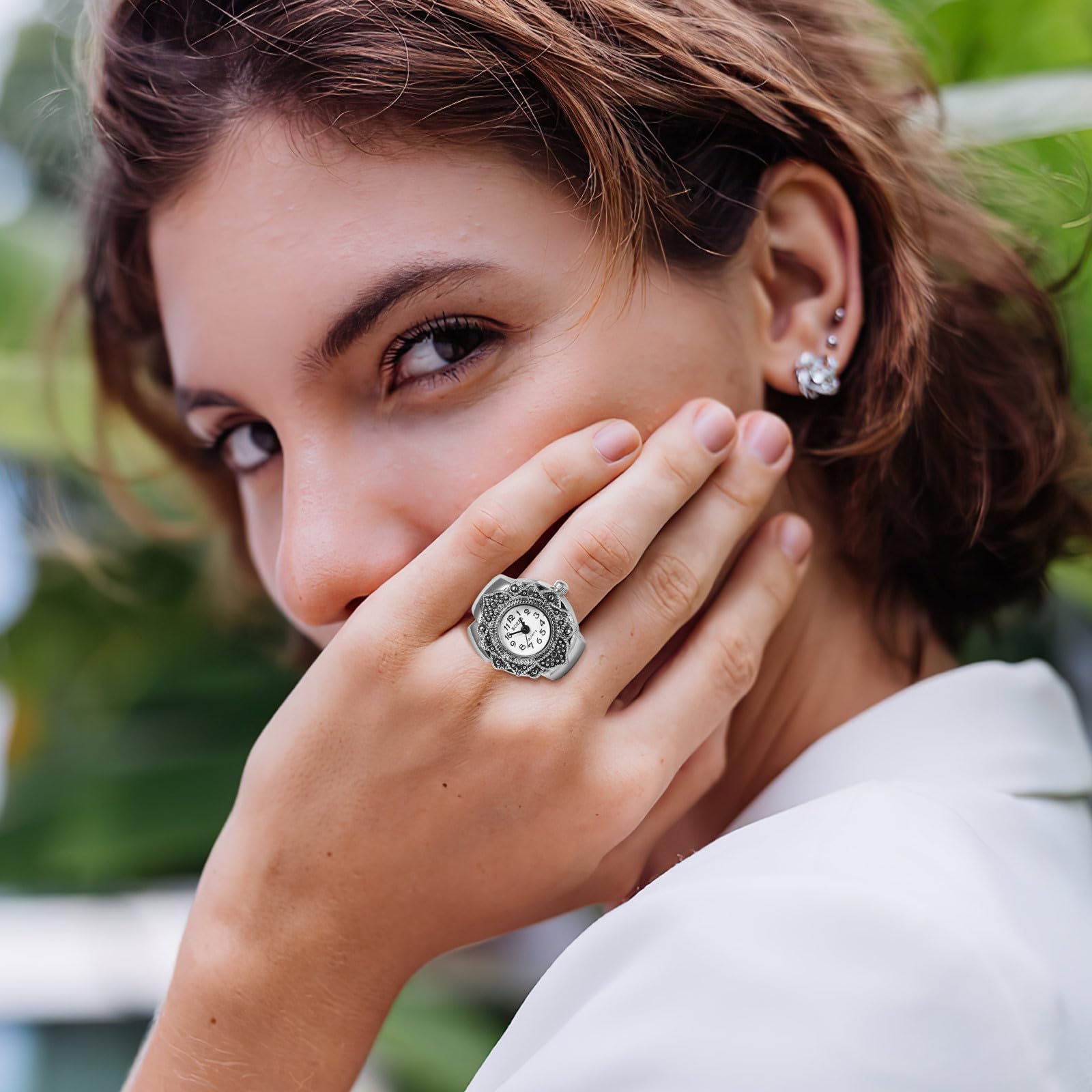 Balacoo Stylish Quartz Finger Ring Watch for Women & Men - Elegant Fashion Accessory for Parties, Dates, and Daily Wear