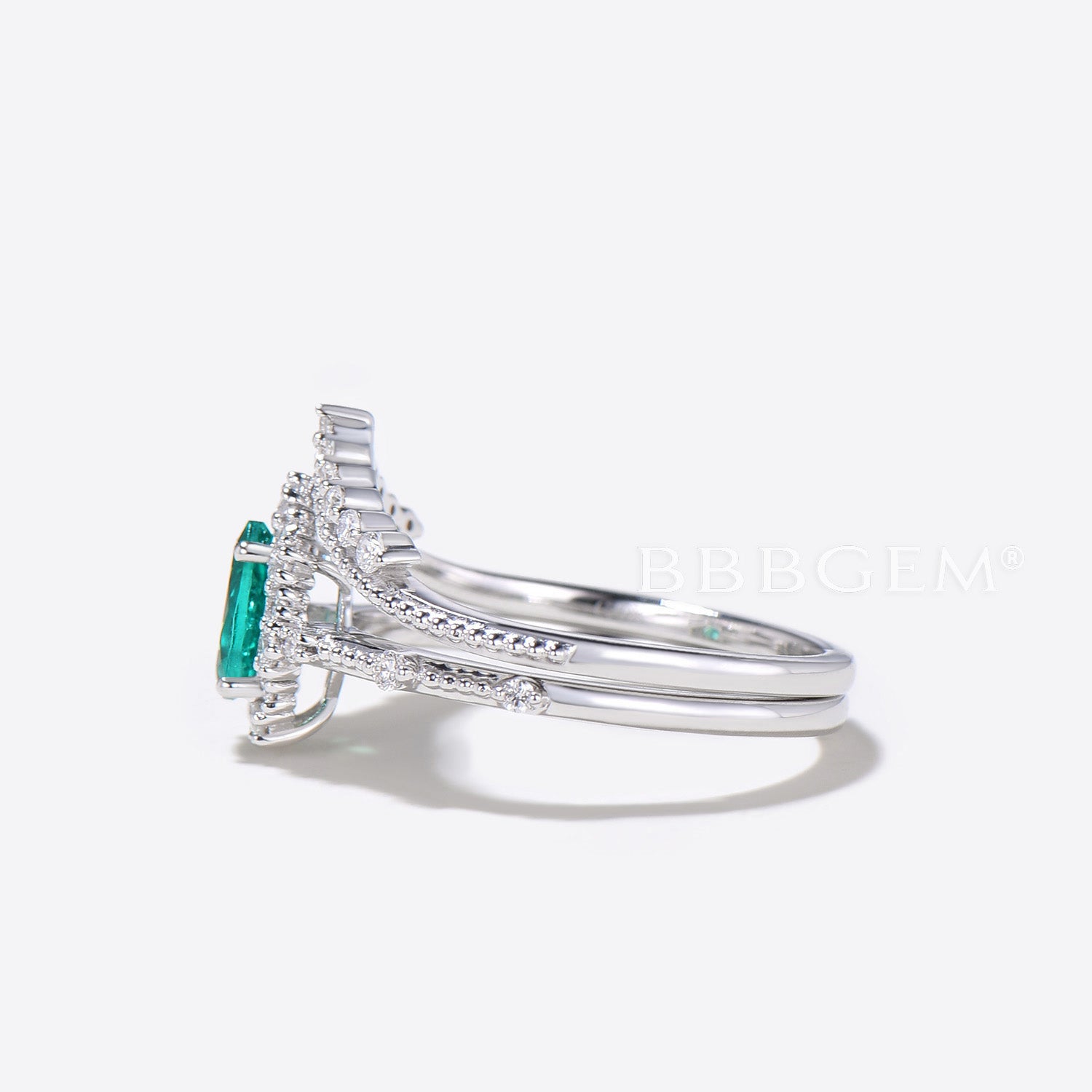 Pear Emerald Ring Set - Green Emerald Gemstone Anniversary Ring with Diamond Chevron Band - Perfect for Weddings, Engagements & Special Occasions