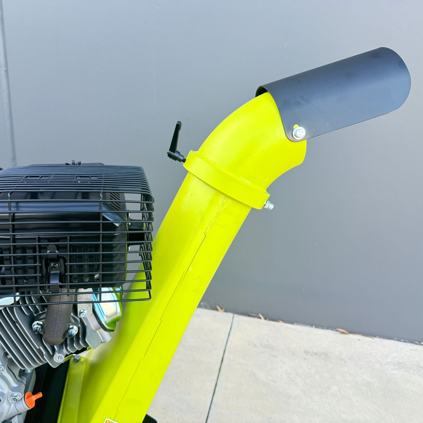 Forestwest 120MM Wood Chipper Shredder - 15HP Gas Powered with Electric Start (BM11073E) - Perfect for Yard Waste, Landscaping, and Garden Maintenance