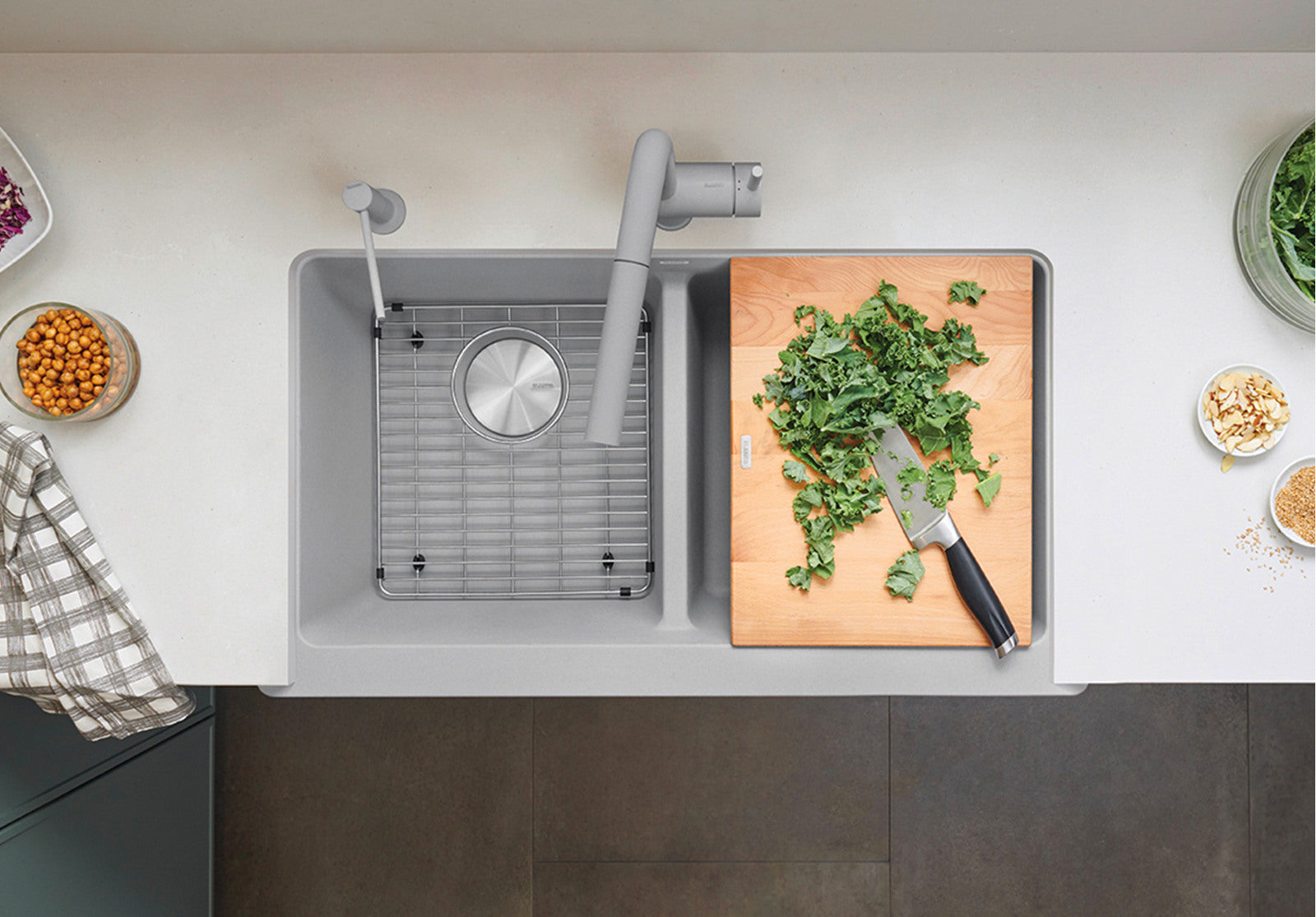 Blanco Vintera 33 Equal Double Bowl Apron Front SILGRANIT Kitchen Sink - Perfect for Farmhouse & Modern Kitchen Designs
