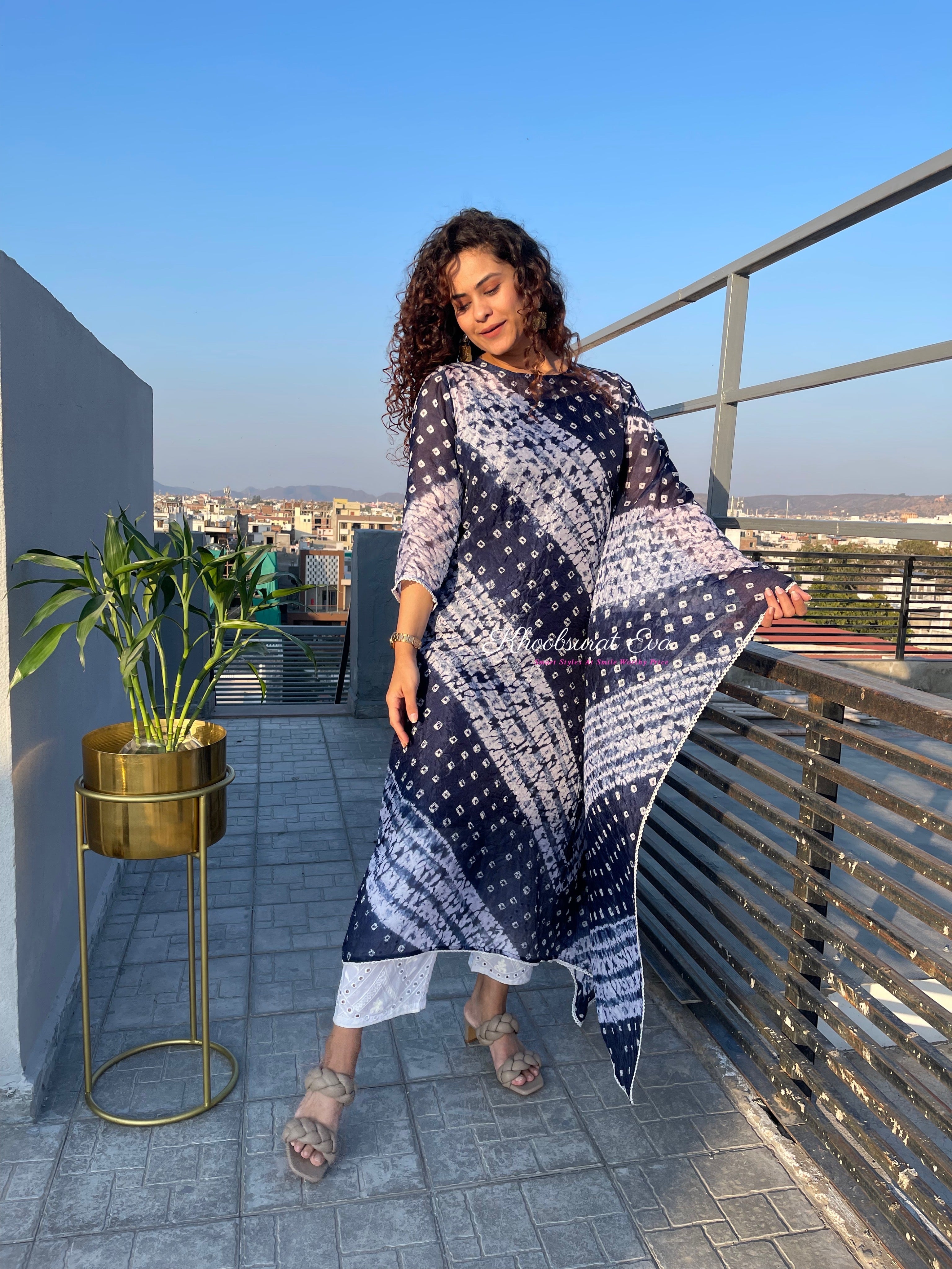 Stylish Blue Bandhani Kaftan Set for Women – Boho Chic Ethnic Outfit for Festivals, Parties & Beach Vacations