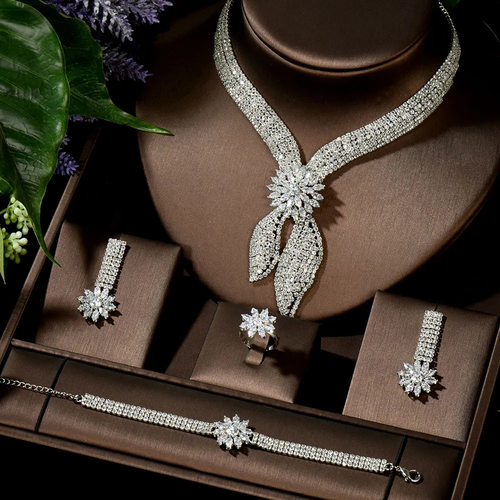 Elegant Bridal Party Wedding Necklace Set - Pearls & Crystals Jewelry for Bridesmaids, Bride & Mother of the Bride - Perfect for Weddings, Anniversaries & Formal Events