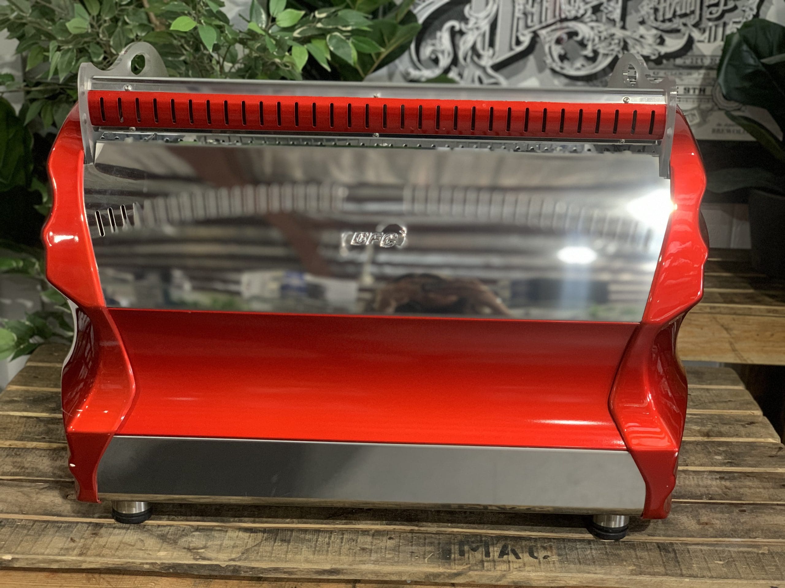 BFC Lira 2 Group Commercial Espresso Machine - Professional Red Coffee Maker for Cafes & Restaurants | Perfect for High-Volume Brewing & Latte Art