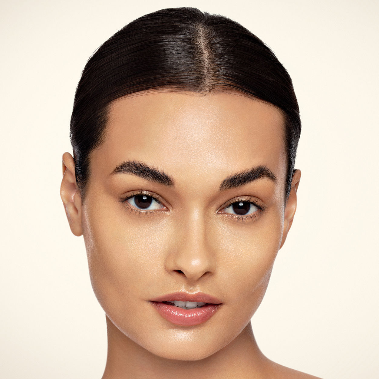 Future Skin Foundation - Lightweight, Long-Lasting Liquid Makeup with SPF Protection | Perfect for Daily Wear & Special Occasions