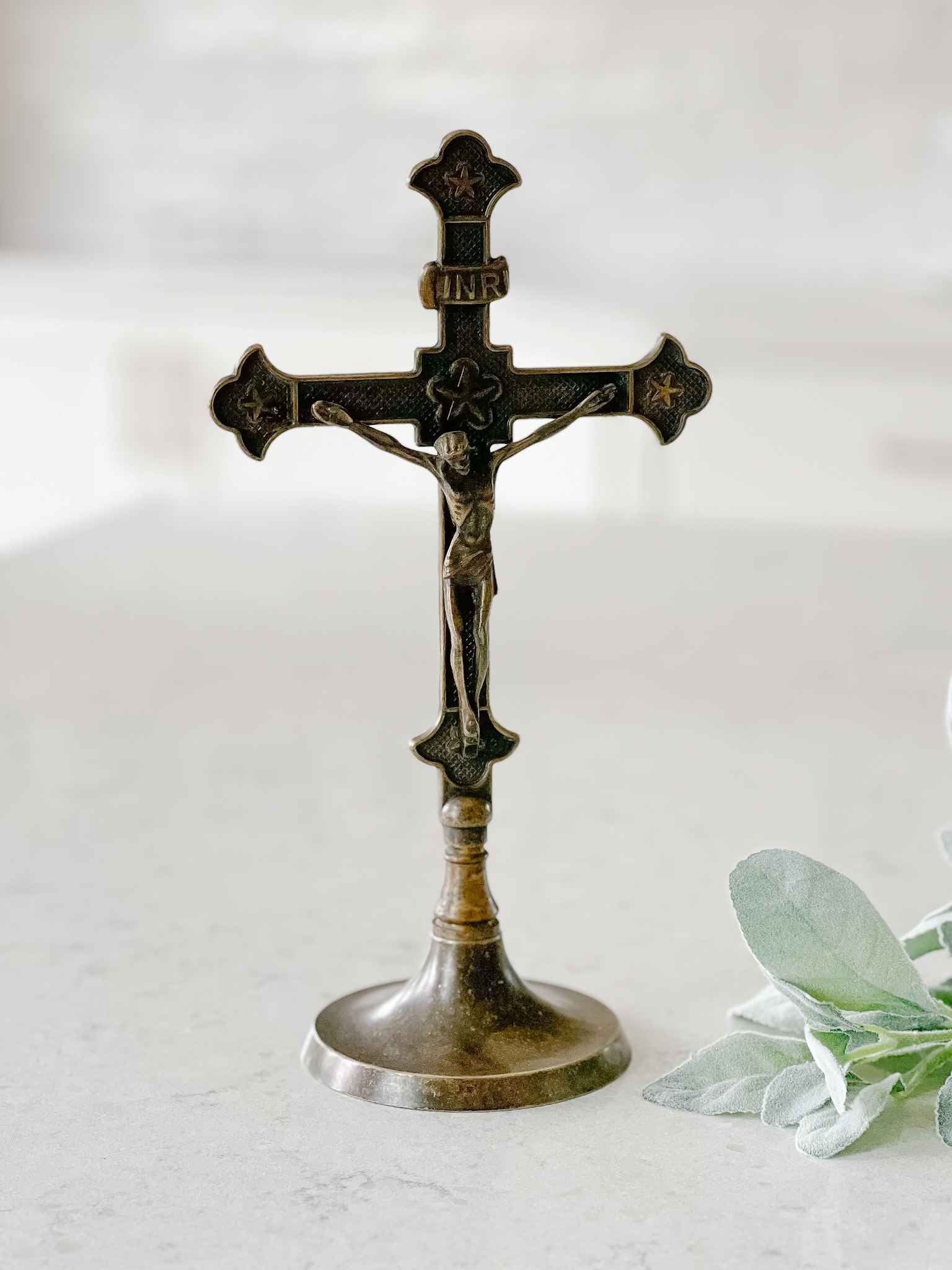 Antiqued Brass Standing Crucifix - Religious Home Decor for Wall or Tabletop - Perfect for Church, Prayer Room, and Meditation Spaces