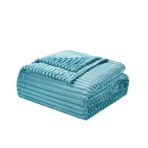 02 - Teal