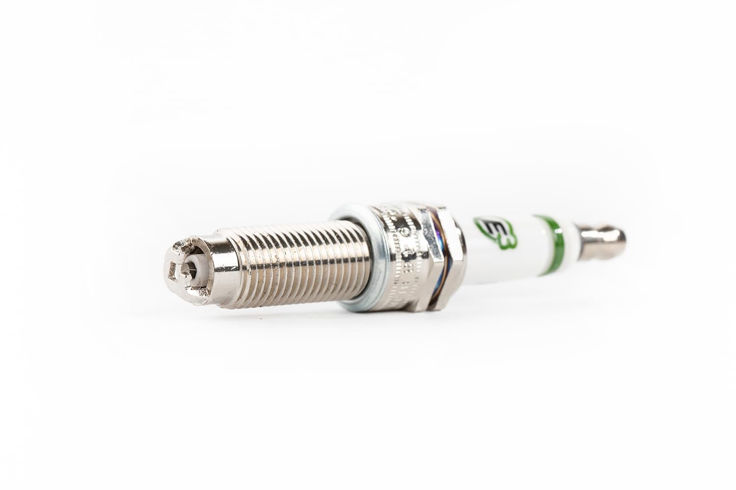 E3.82 Automotive Spark Plug for Late Model Import Cars - High Performance Ignition for Better Fuel Efficiency & Engine Power - Ideal for Daily Commute, Racing & Off-Road Driving