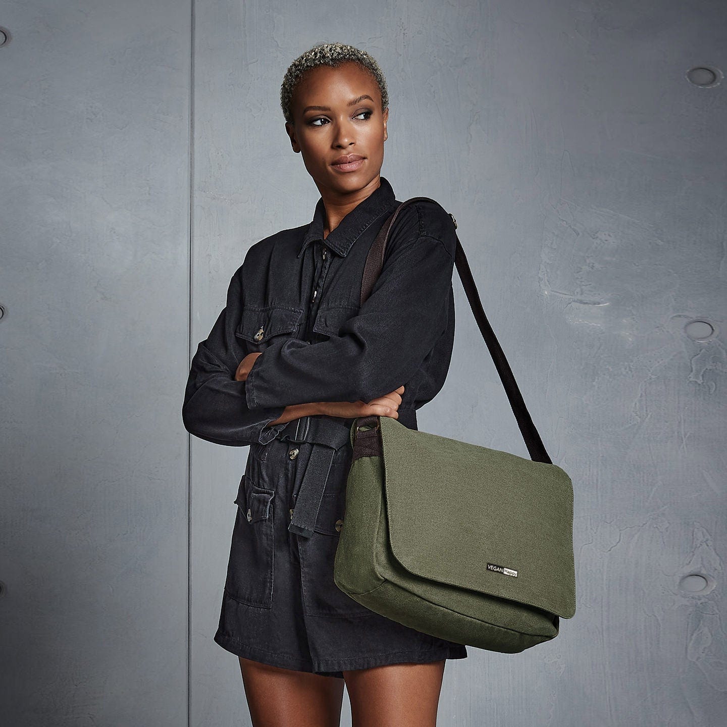 Vegan Canvas Messenger Bag for Women & Men | Eco-Friendly Crossbody Shoulder Bag in Multiple Colors | Perfect for Work, Travel & Everyday Use