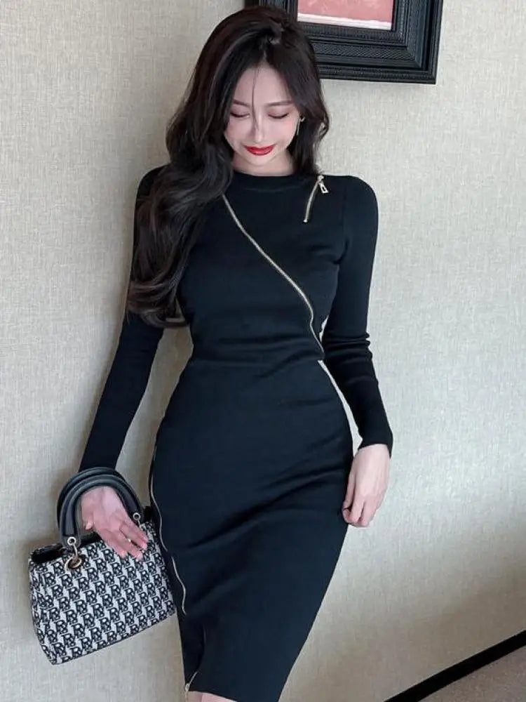 2023 New Women's Autumn Black Sexy Club Dress - Round Neck Zipper A-Line Long Sleeve Slim Knit Hip Wrap Dress for Party, Night Out & Streetwear Fashion | Perfect for Club Nights, Date Nights & Casual Outings