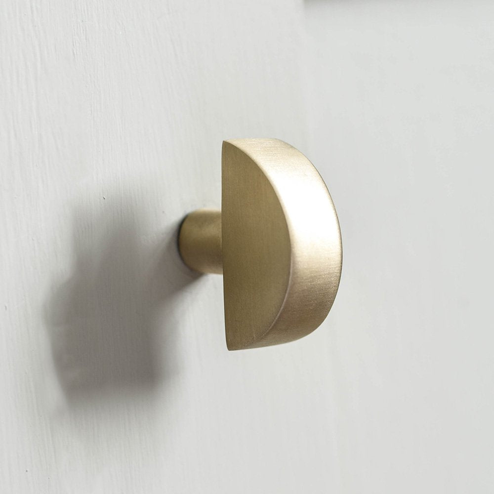 Vintage Satin Brass Mid Century Half Moon Cabinet Knob - Retro Kitchen & Bathroom Drawer Pulls for Dresser, Wardrobe & Furniture Hardware (Set of 10) - Perfect for Home Renovation & DIY Projects