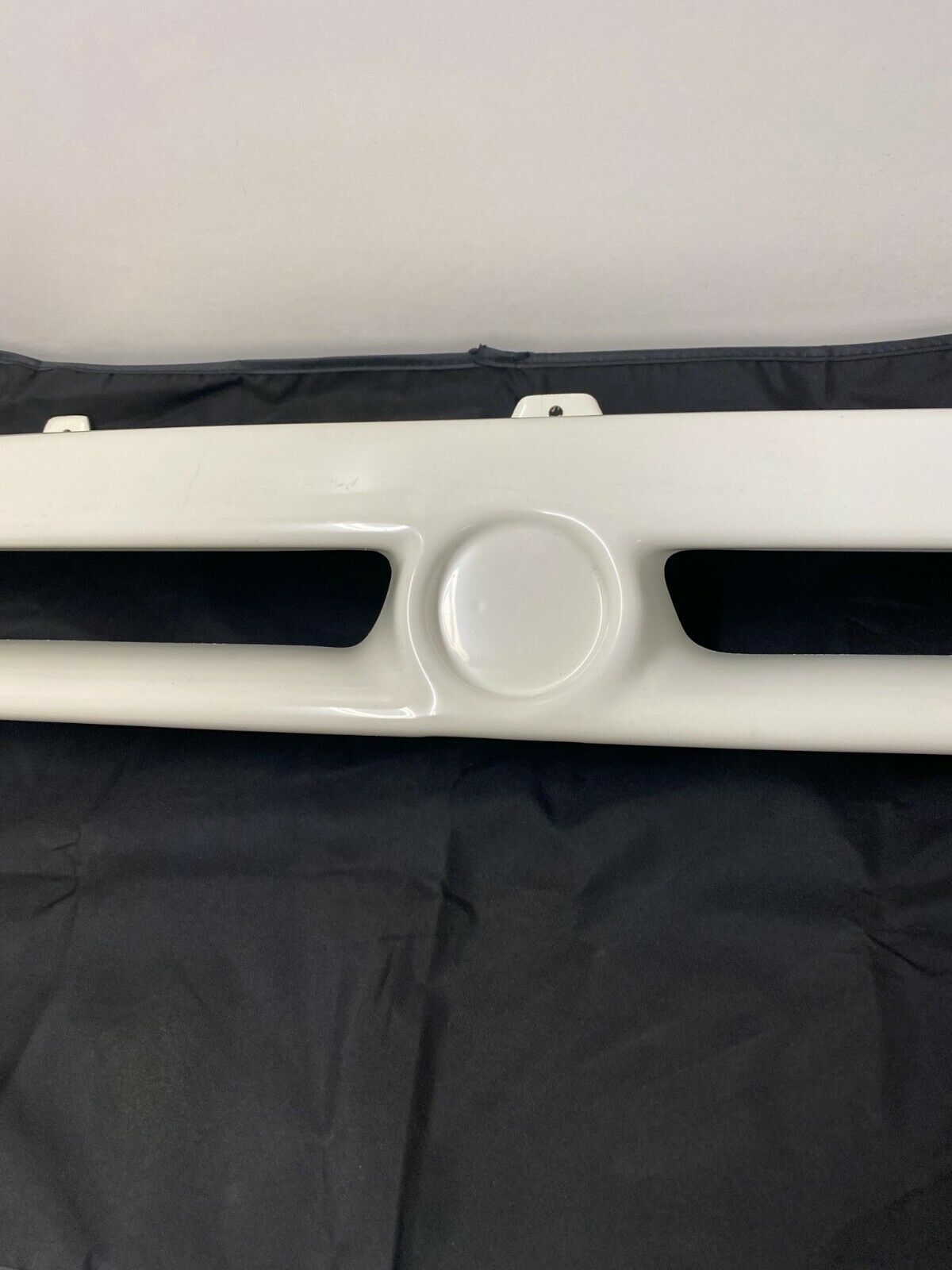 Genuine Holden HSV VN Commodore 1988-1992 SV5000 Front Grille Replacement - Perfect for Classic Car Restoration & Show Car Upgrades