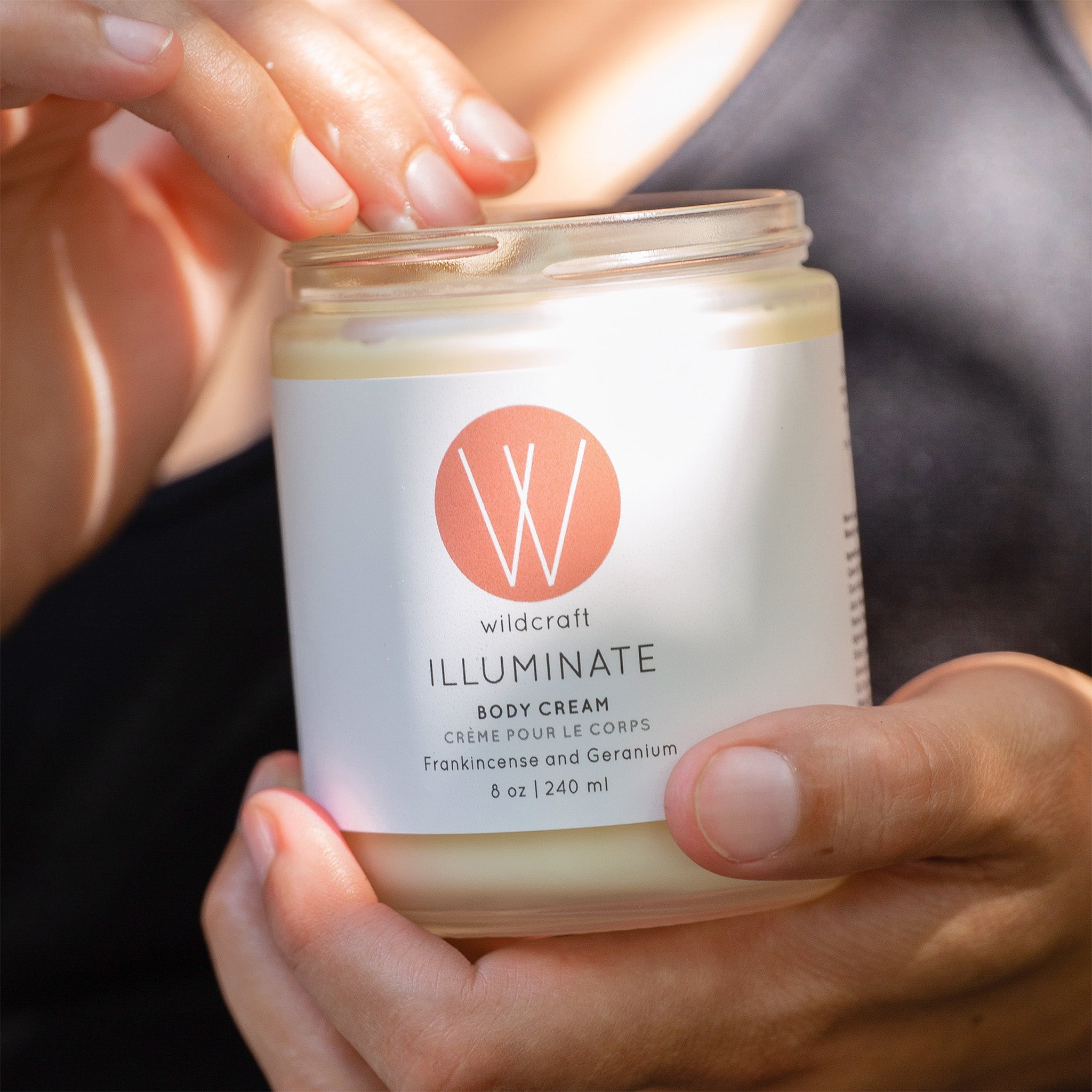 Frankincense & Geranium Scented Body Cream - Hydrating & Illuminating Moisturizer for Dry Skin - Perfect for Nighttime Relaxation & Self-Care Rituals