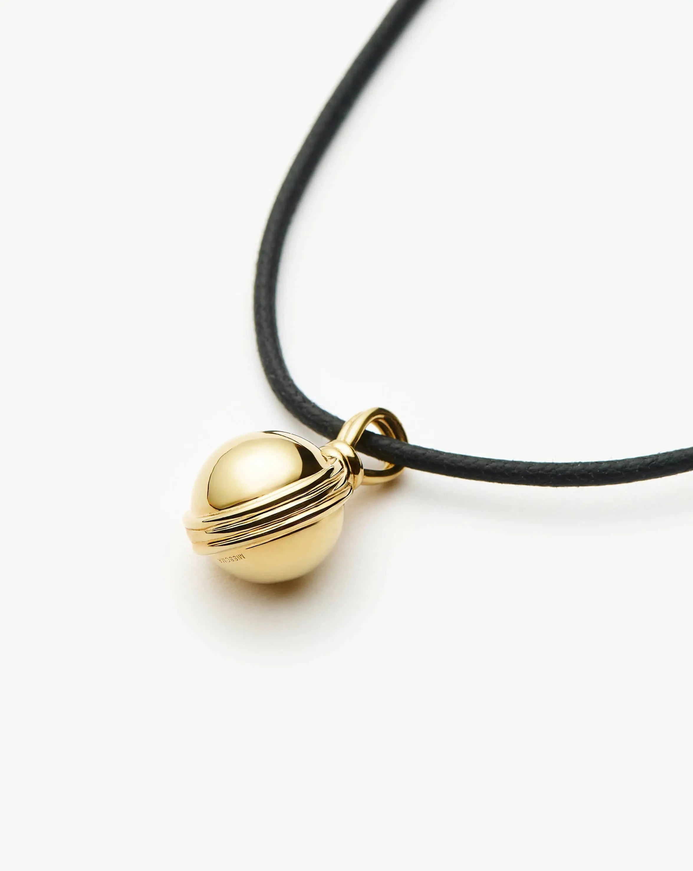 18K Gold Plated Sphere Pendant Cord Necklace for Women - Elegant Layering Jewelry for Everyday Wear, Date Nights & Special Occasions