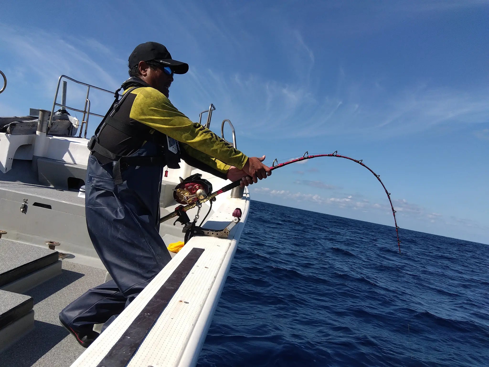 Daiwa Seaborg G1800M RJ Electric Fishing Reel - Saltwater & Deep Sea Fishing Gear for Offshore & Boat Anglers