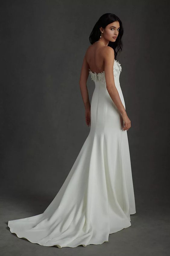 Jenny Yoo Willow Gown - Elegant Wedding Dress for Brides | Perfect for Beach, Garden & Formal Weddings