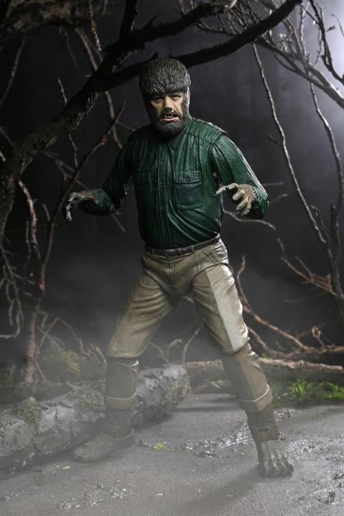 Universal Monsters Ultimate The Wolf Man Action Figure - Classic Horror Collectible for Fans, Halloween Decor, Movie Night Props