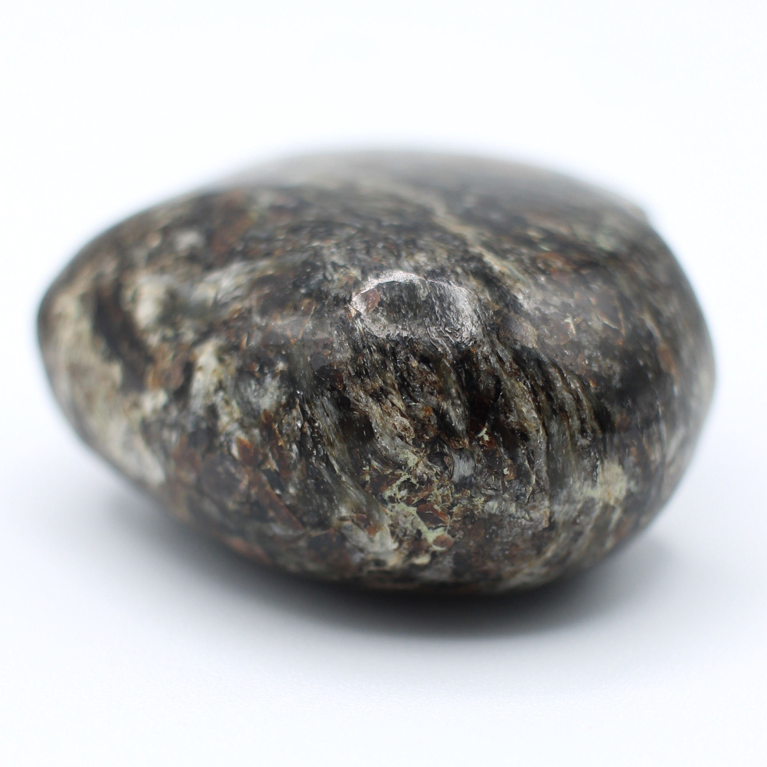 Natural Canadian Staurolite Garnet Mica Schist Heart Carving - Unique Healing Crystal for Meditation, Reiki & Spiritual Gifts
