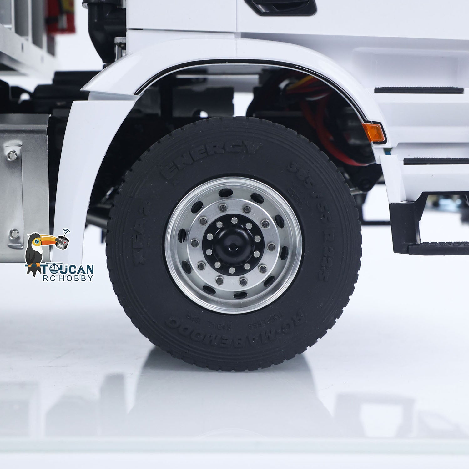 1/14 Scale RC Hydraulic Dumper Truck - 2 Speed Remote Control Tipper Car with Metal Chassis, Light & Sound Effects, No Lock Differential (3348 Model) - Perfect for Construction Site Play, Off-Road Racing and Collector's Display