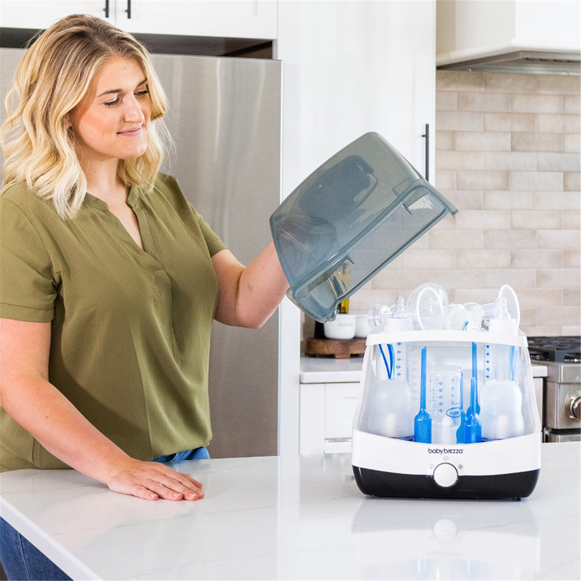 Baby Brezza Superfast Baby Bottle Sterilizer and Dryer - White | Fast 5-Minute Sterilization & Drying | Perfect for Newborns, Breast Pump Parts & Pacifiers | Nursery & Daycare Essential