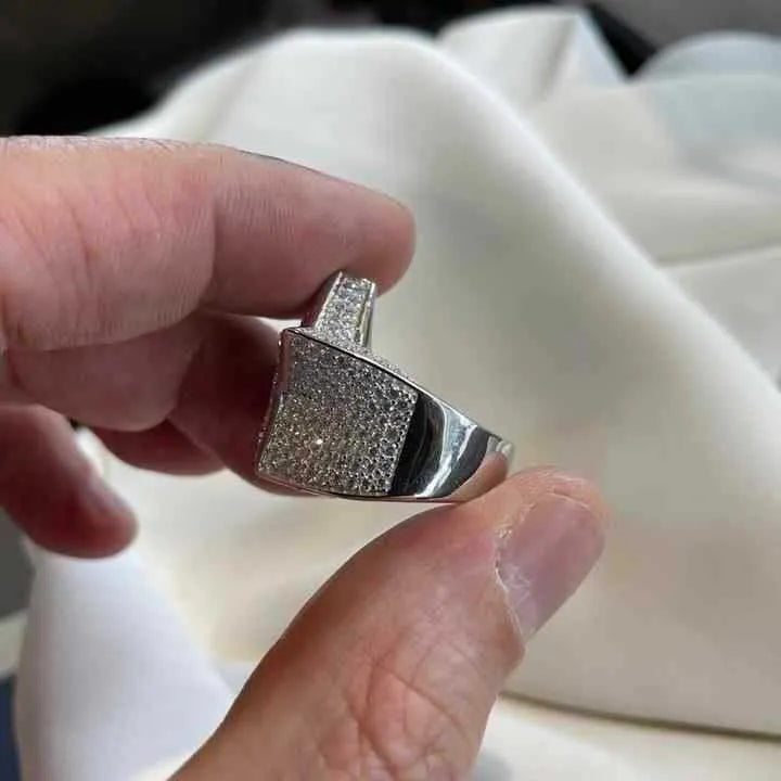 8-Star Ring | Brilliant Round Cut Moissanite Diamond Ring for Women | Perfect for Engagement, Wedding & Anniversary Gifts