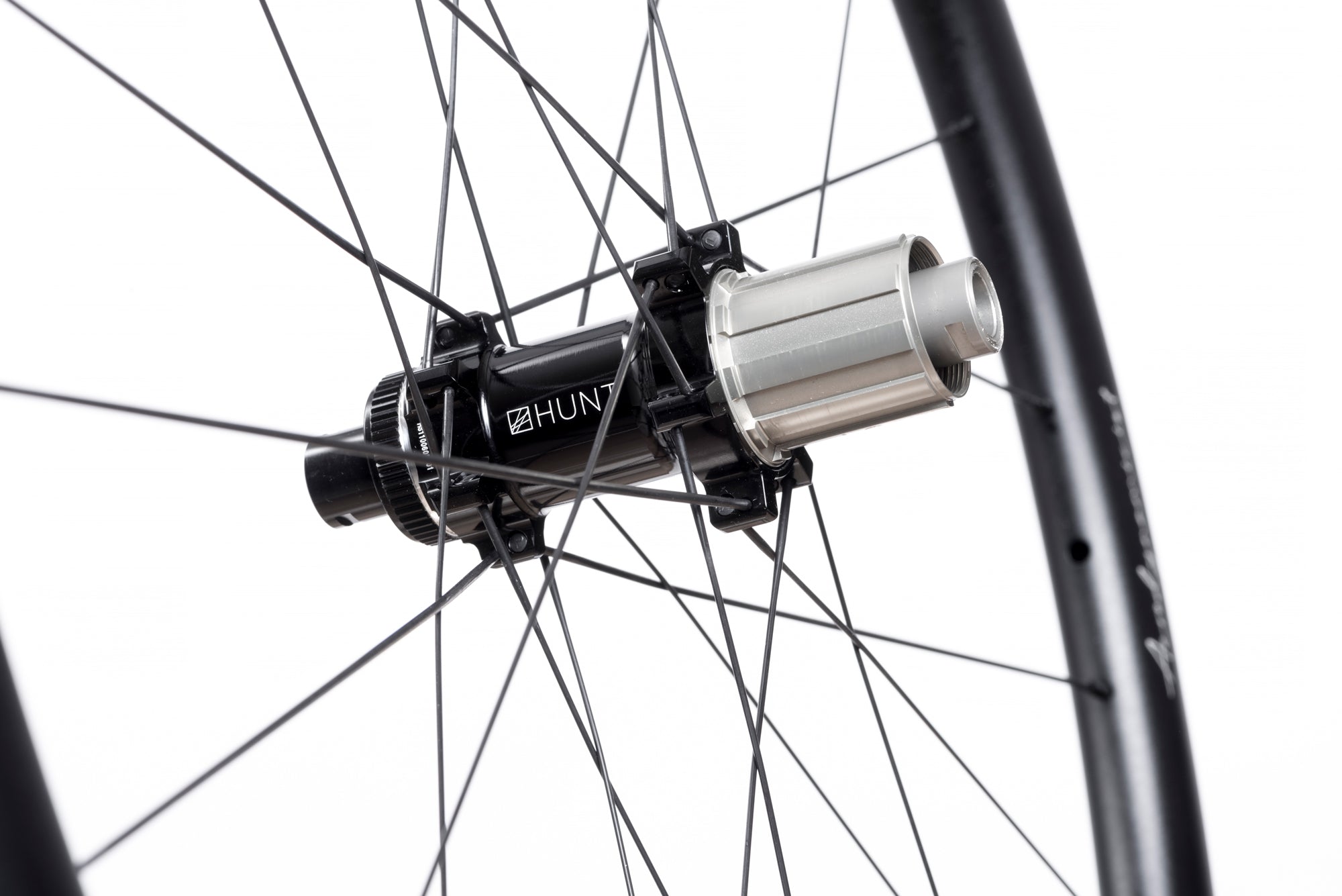 RE:NEW HUNT 34 Aero Wide Disc Wheelset - Lightweight Carbon Road Bike Wheels for Speed & Performance | Perfect for Road Racing, Triathlons & Endurance Cycling