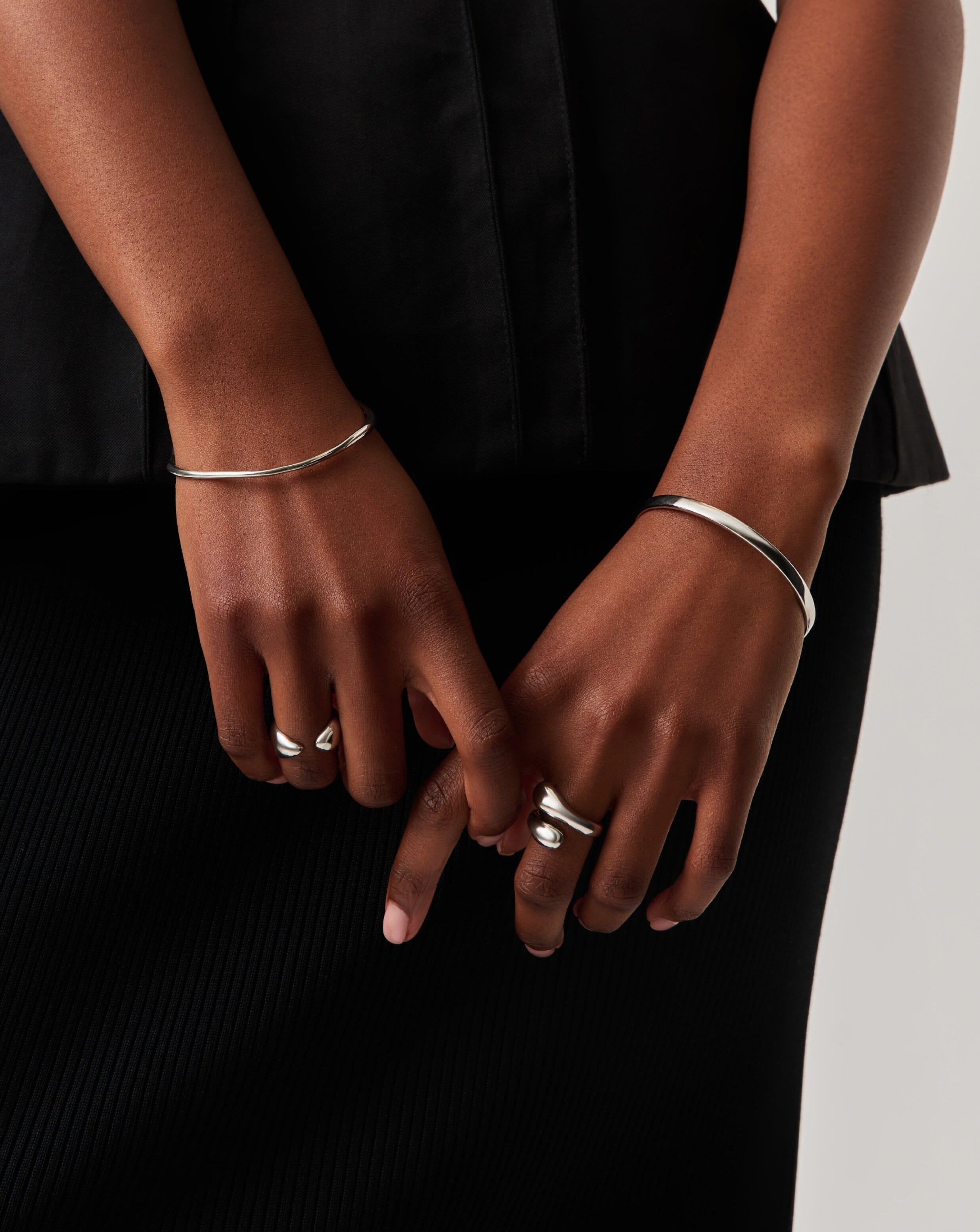 Classic Round Silver Plated Bangle Bracelet for Women - Elegant Jewelry Gift for Birthday, Anniversary & Special Occasions
