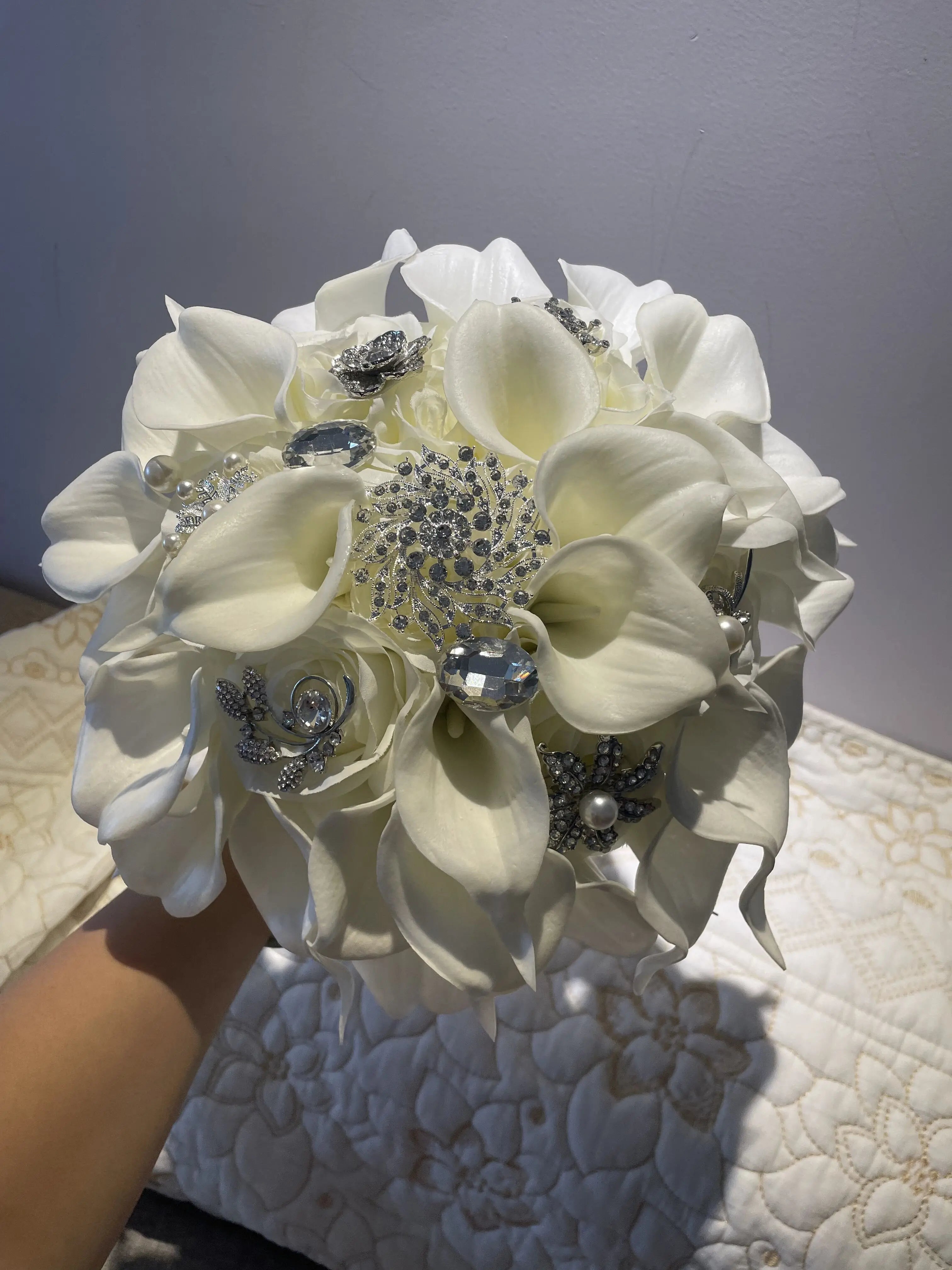 White Calla Lily Bridal Bouquet - Handmade Artificial Silk Wedding Flowers for Bridal Shower, Ceremony & Home Decor