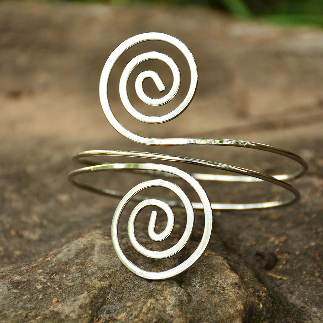 Elegant Arm Ring Jewelry - Stylish Bangle Bracelet for Women - Perfect for Parties, Weddings & Special Occasions