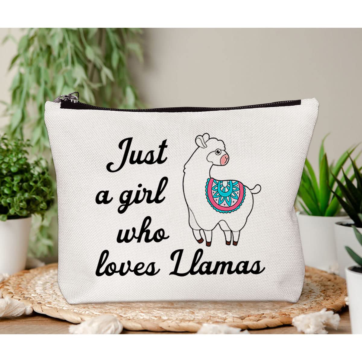 BiuNiuring Llama Gifts: Cute Llama-Themed Travel Makeup Bag for Women - Perfect for Cosmetics, Toiletries & Travel Accessories | Great Gift for Llama Lovers, Birthday & Christmas