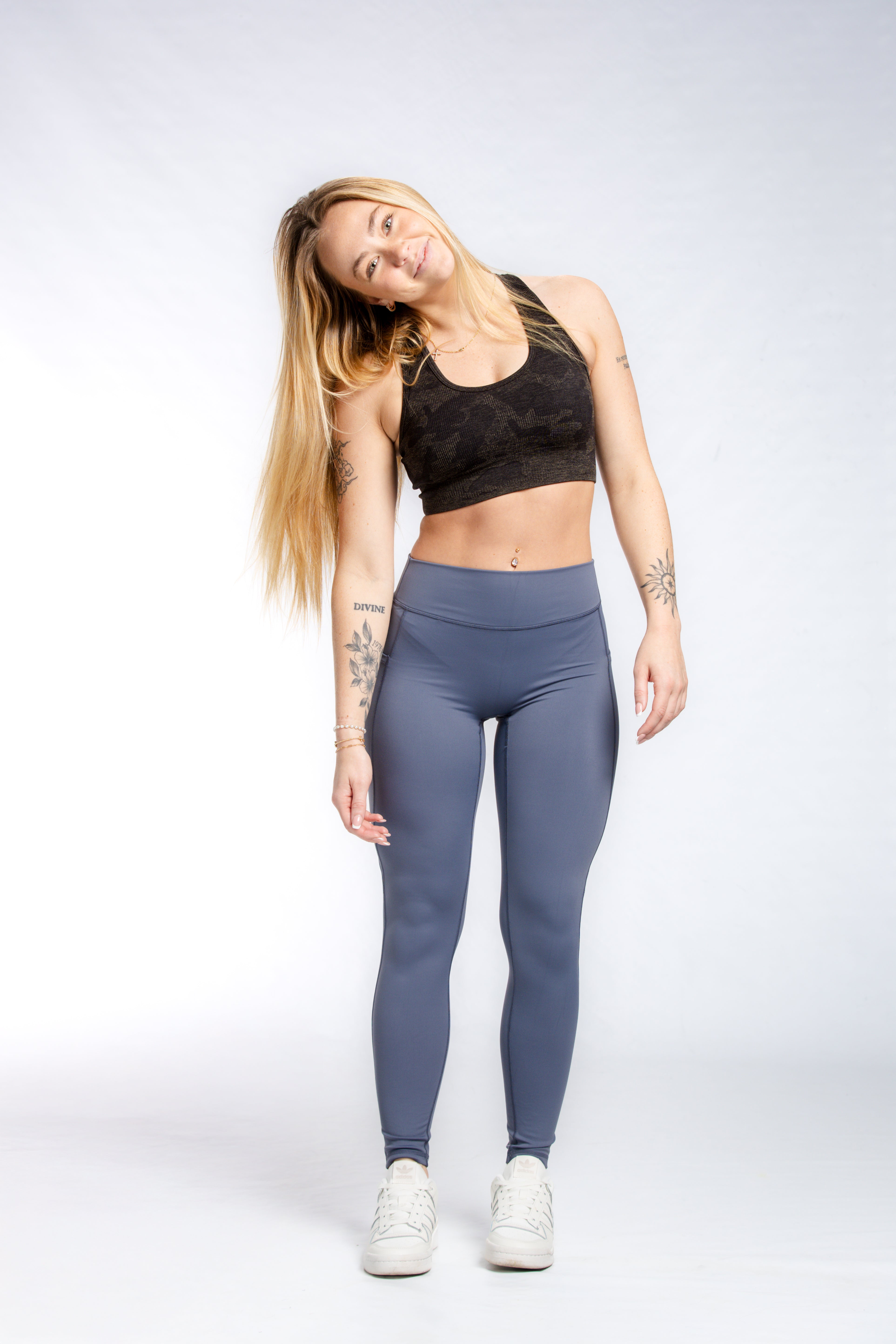 Premium High-Waisted Yoga Pants with Pockets & Booty Scrunch Detail - Comfortable Workout Leggings for Women | Trendy Ocean Blue | Perfect for Gym, Running & Lounge Wear