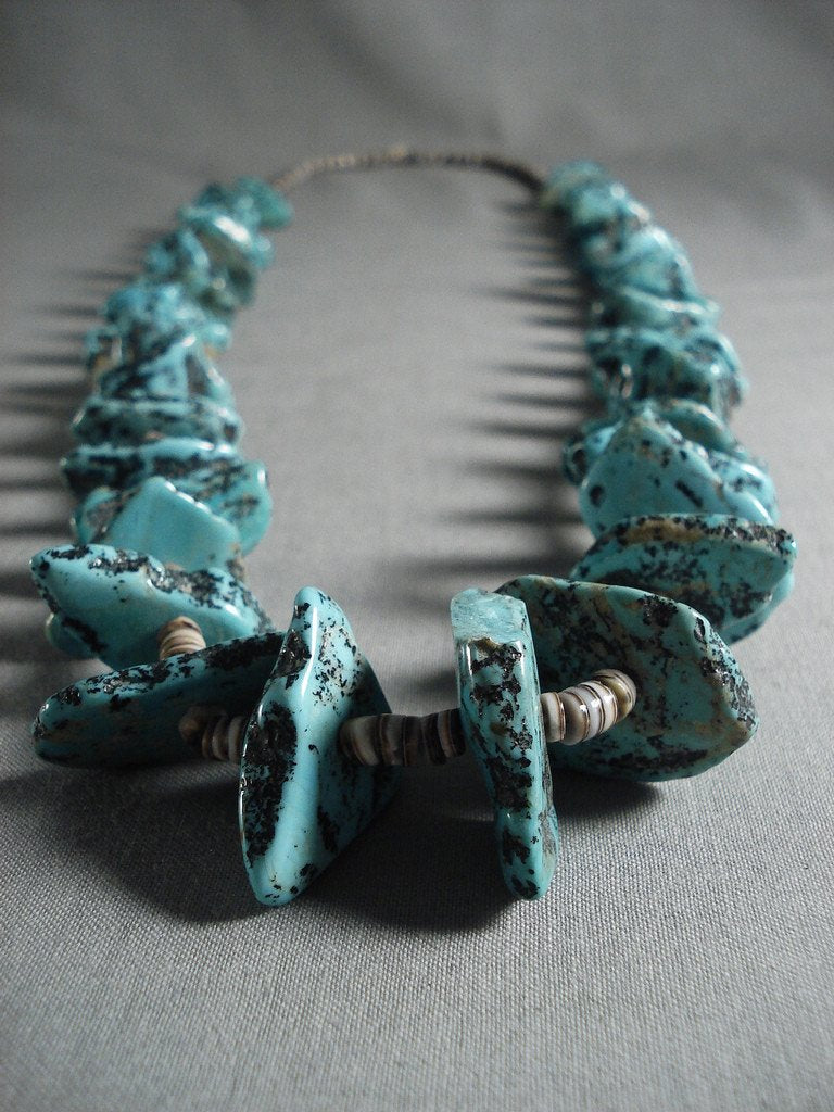 156 Gram 'Chunky Nugget' Vintage Navajo Native American Jewelry - Handmade Shell Beaded Necklace for Boho Fashion, Festival Accessories & Tribal Style Outfits