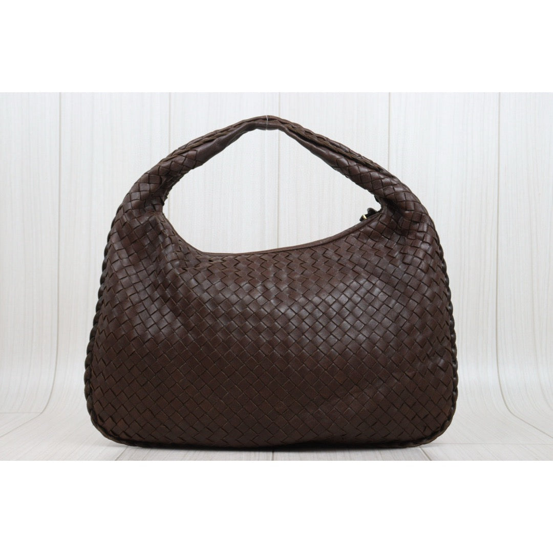 Bottega Veneta V25042417 Genuine Lamb Leather Braided Handbag - Pre-Owned Luxury Purse for Women | Perfect for Work, Evening Events & Special Occasions