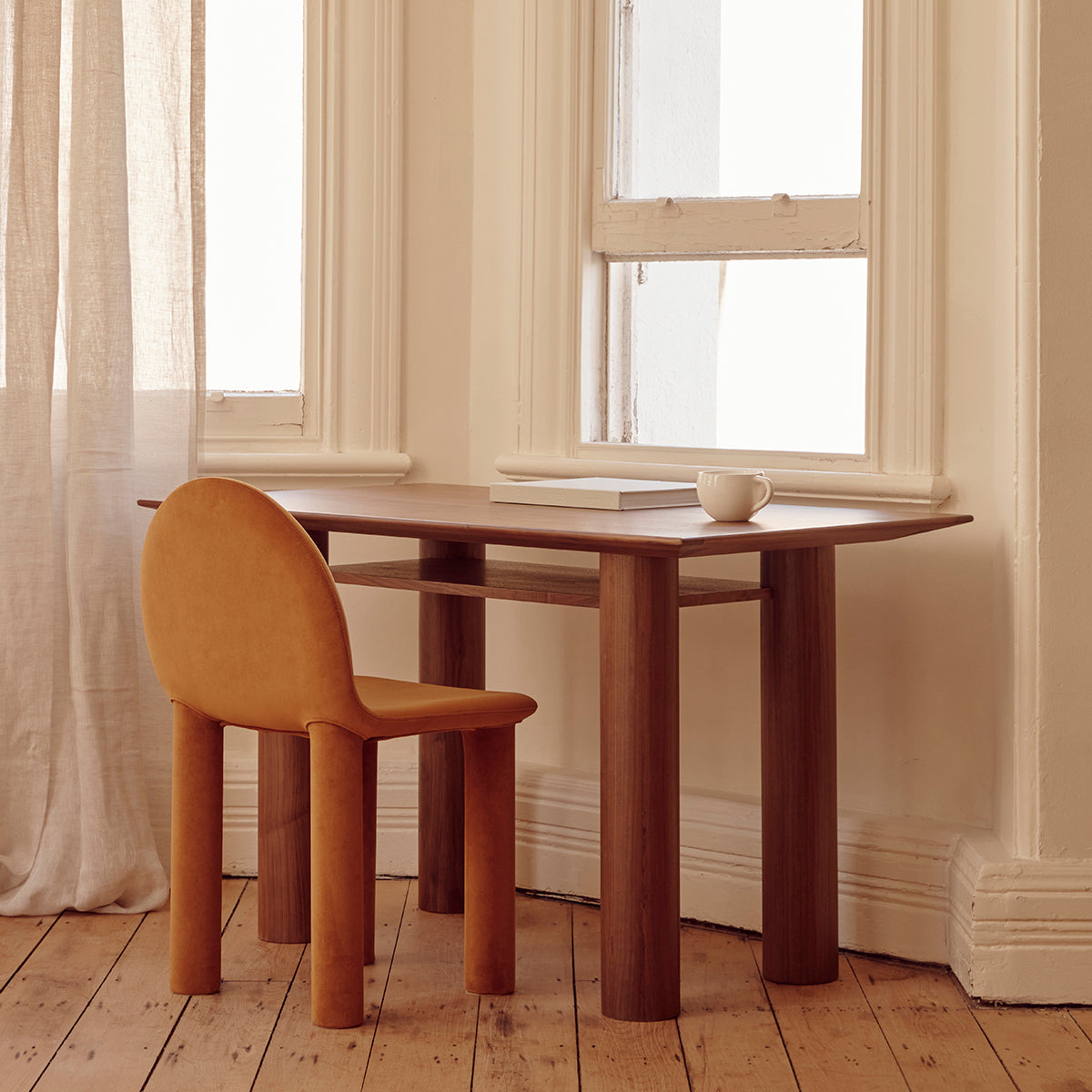 Malibu Arch Dining Chair - Modern Wooden Dining Room Chair for Kitchen, Restaurant & Home Decor - Comfortable & Stylish Seating Solution