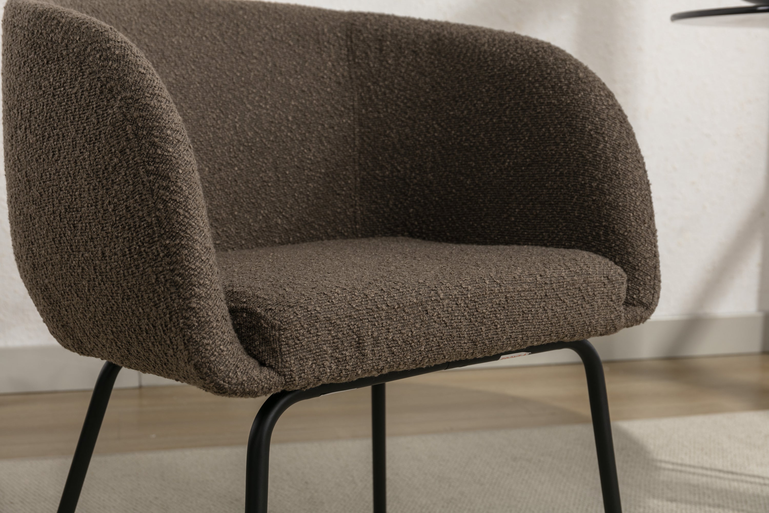 Boucle Fabric Dining Chair with Black Metal Legs - Set of 1 - Modern Upholstered Accent Chair for Kitchen, Dining Room, or Office